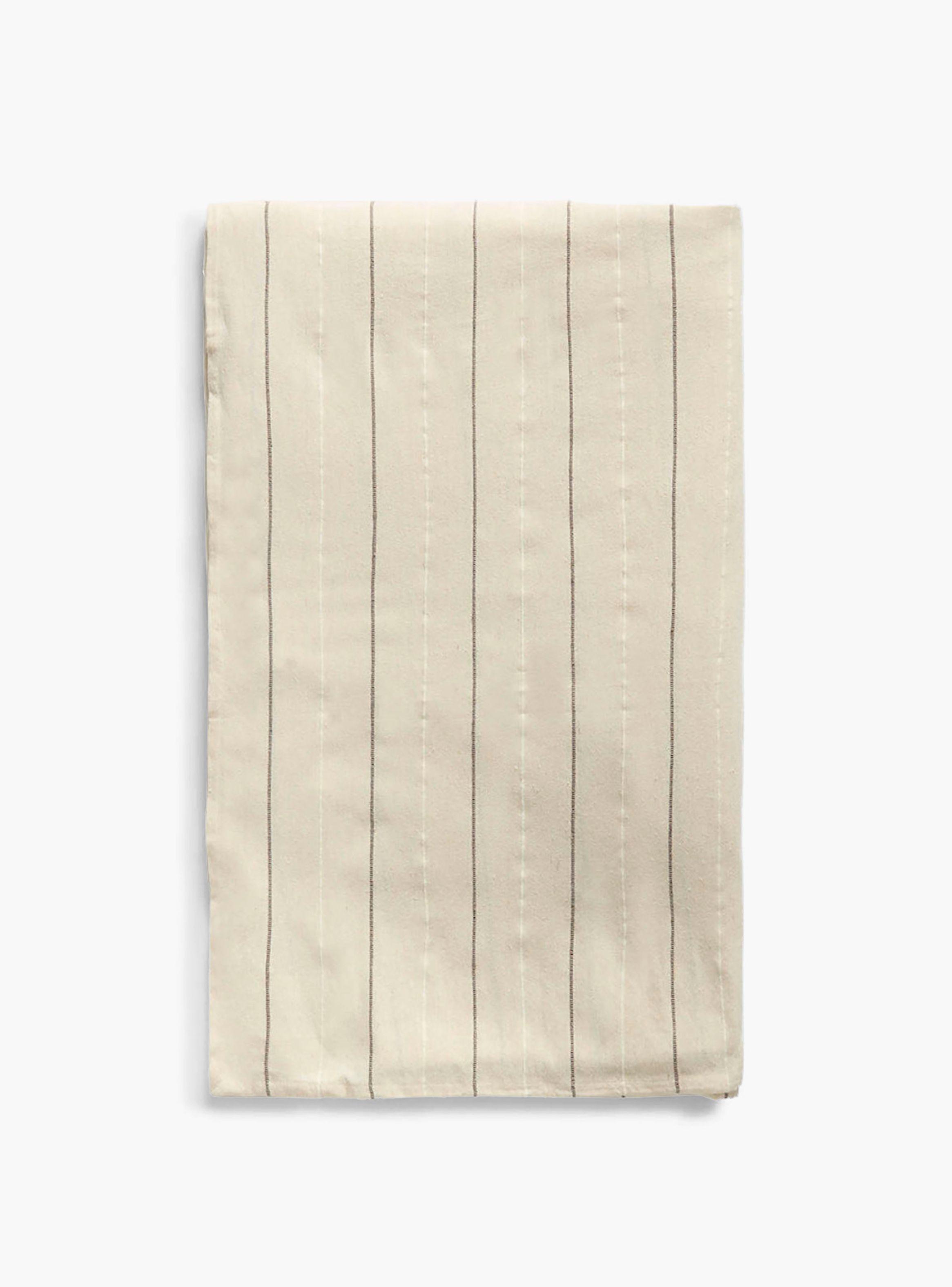 Cubrecama Chipat 240x260 (cama 2 plazas o Queen)-0