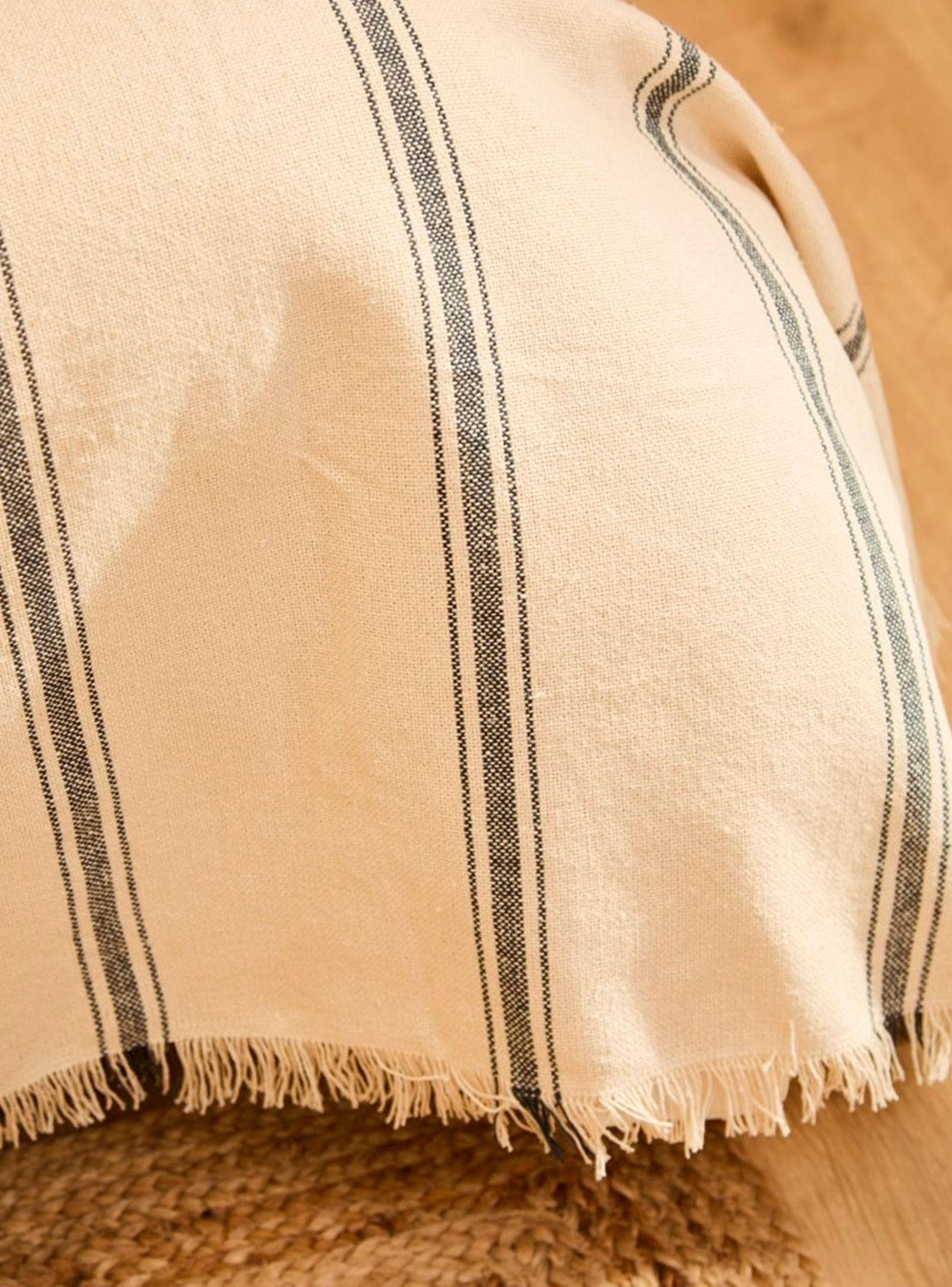 Colcha Bari Gris Oscuro 270x280 (Cama King o Superking)-4