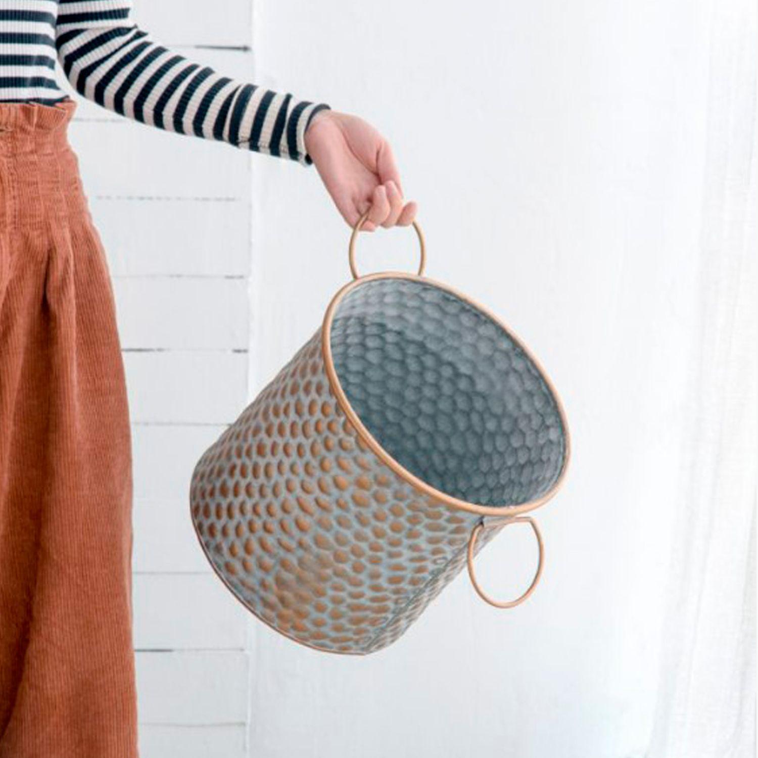 Porta Maceteros Mamba M-4