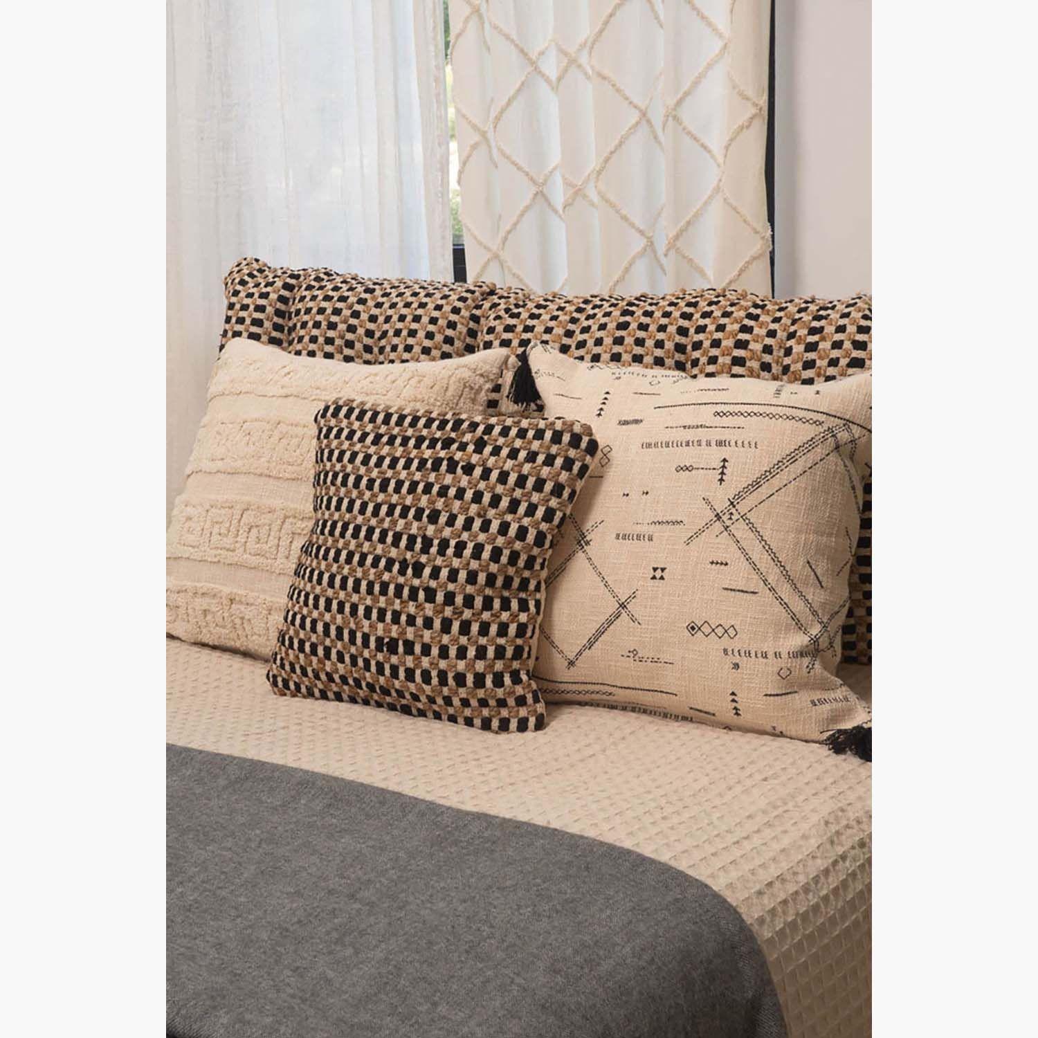 Funda Cojín Fiesta 45x45 Negro-4