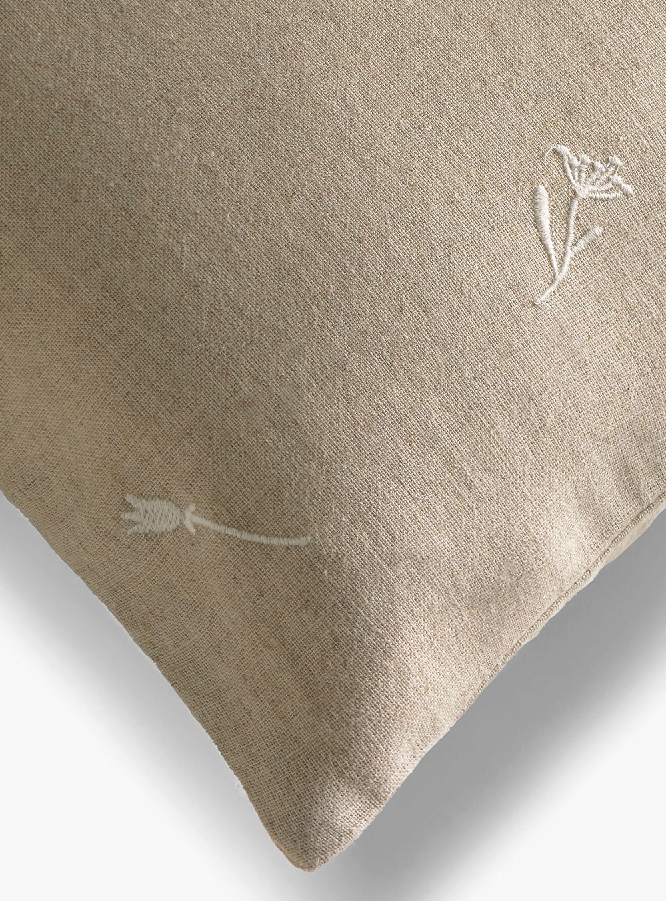 Funda Cojín Spring 30x60 Piedra-2