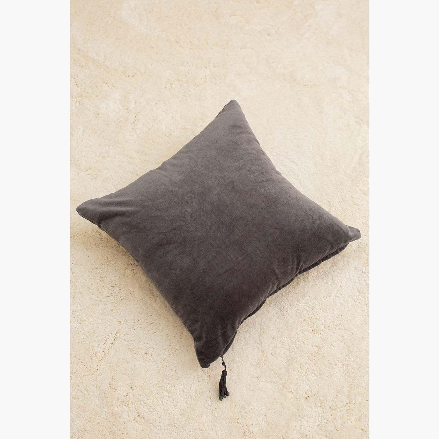 Funda Cojin Velur 60x60 Negro-1