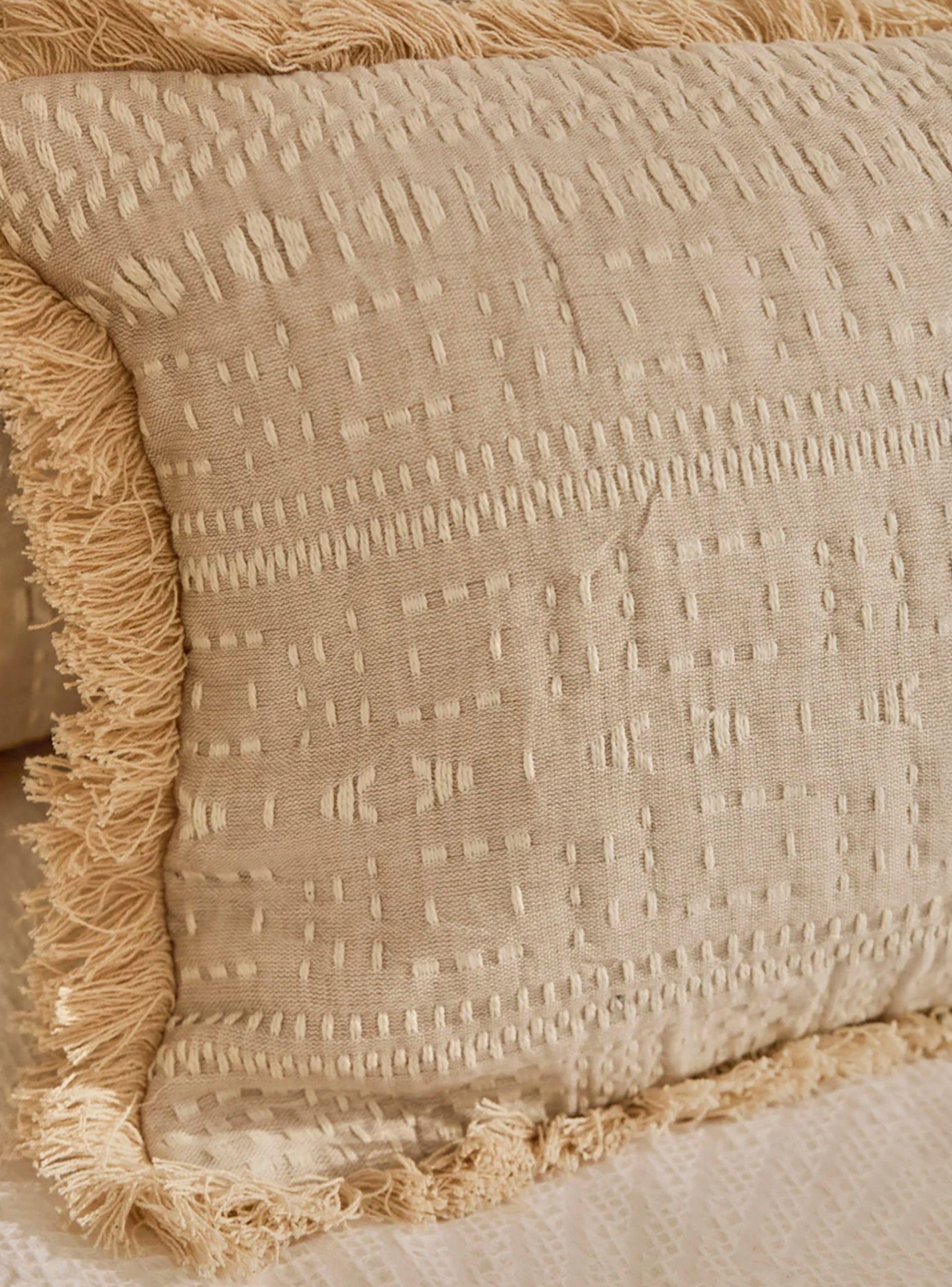 Funda Cojín Dakota 30x60 Beige-3