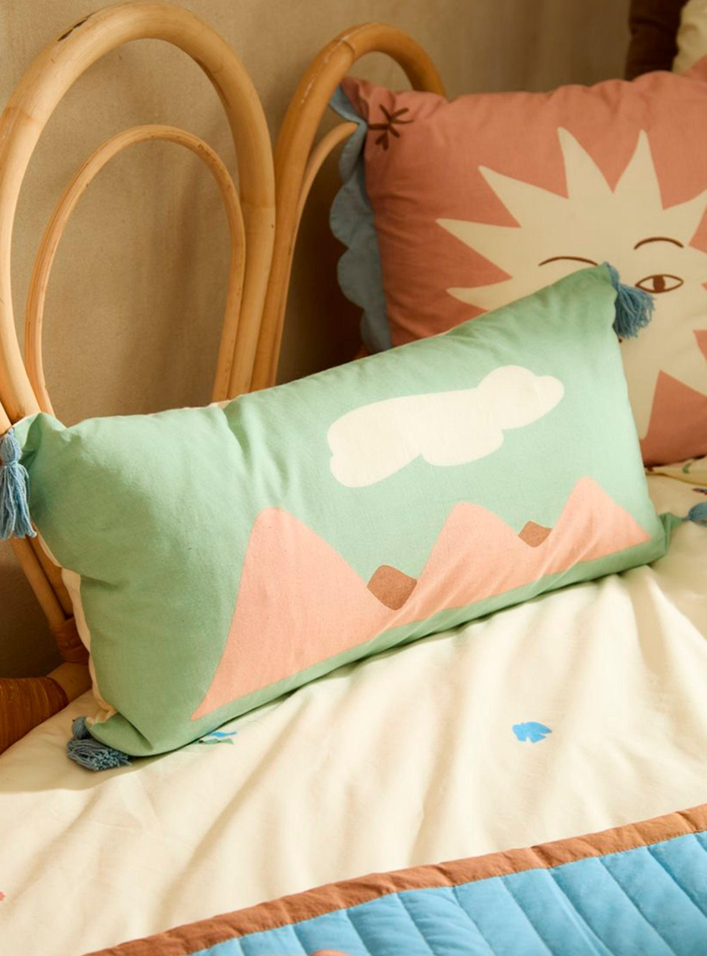 Funda Cojín Infantil Camp 30x60-3