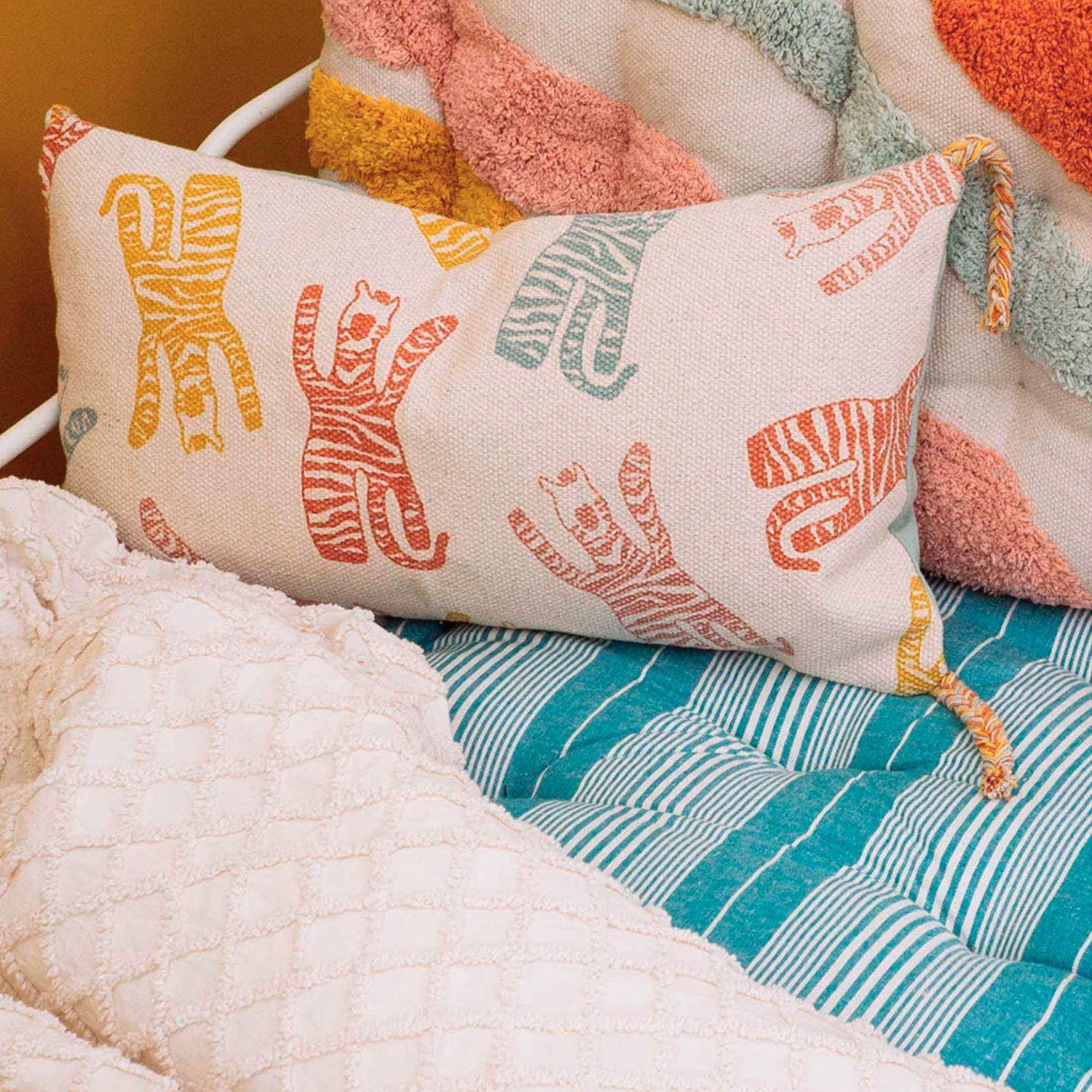 Funda Cojín Sabana Animals 30x60 Crudo-3