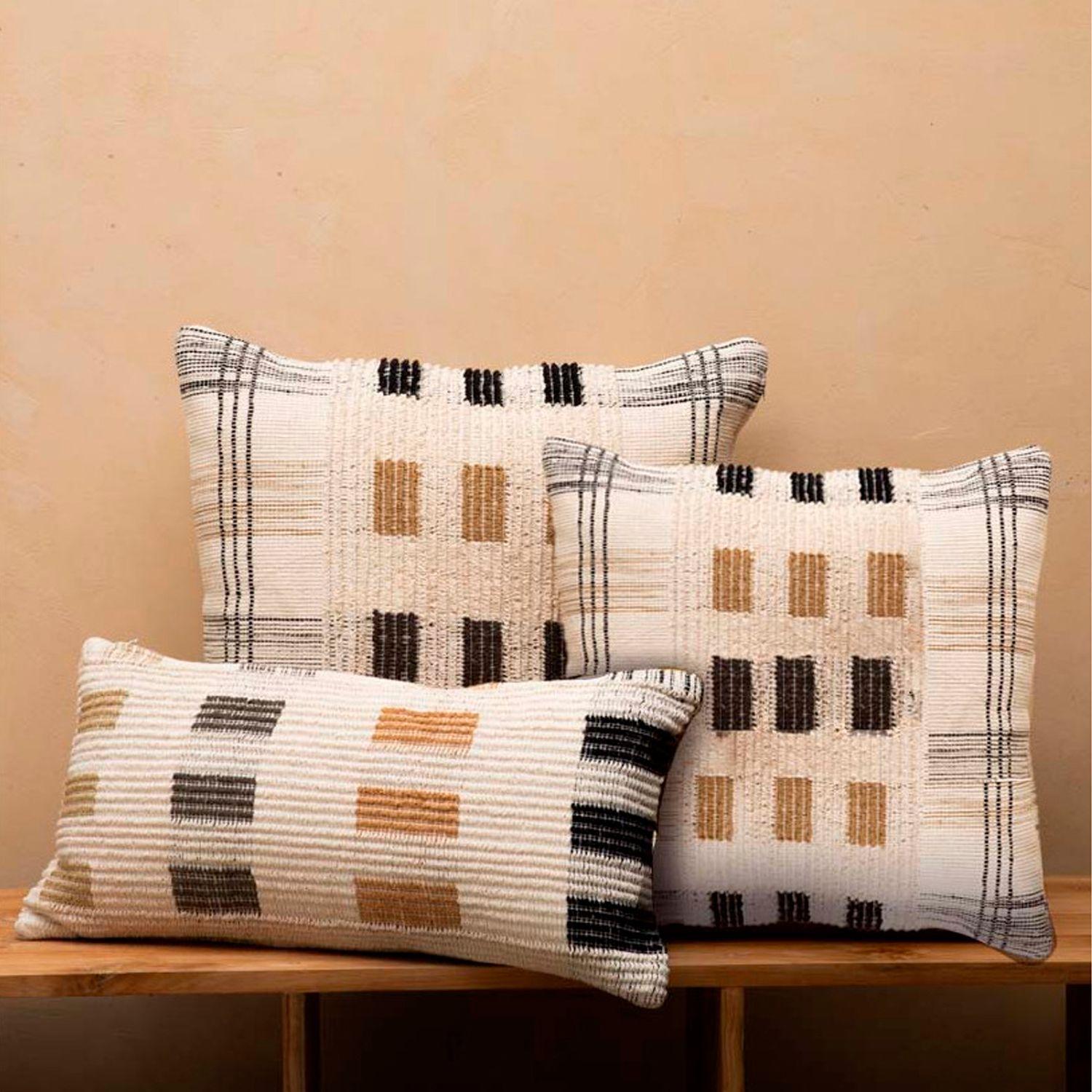 Funda Cojin Saporo 30x60-2