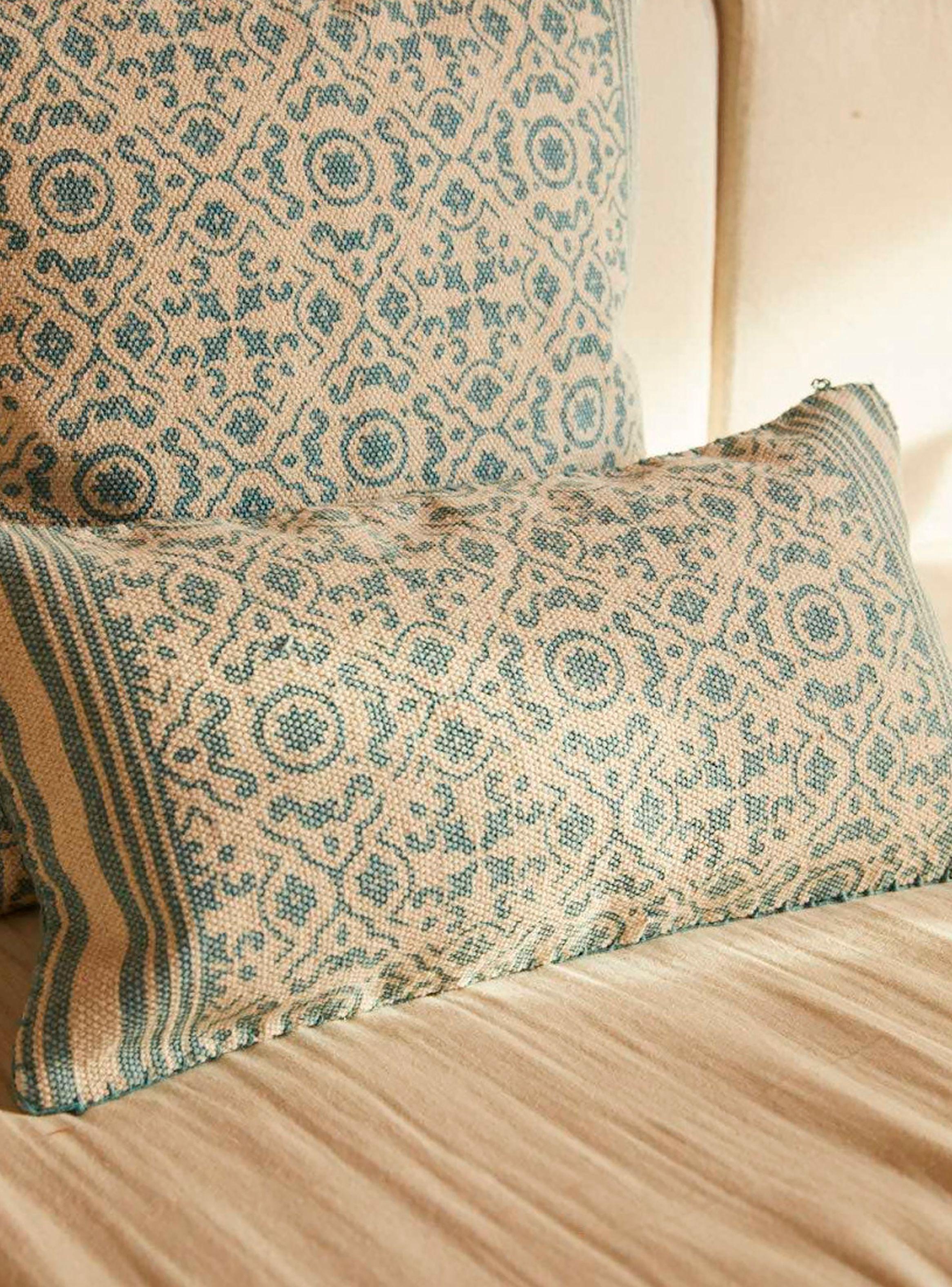 Funda Cojín Salermo 30x60-1