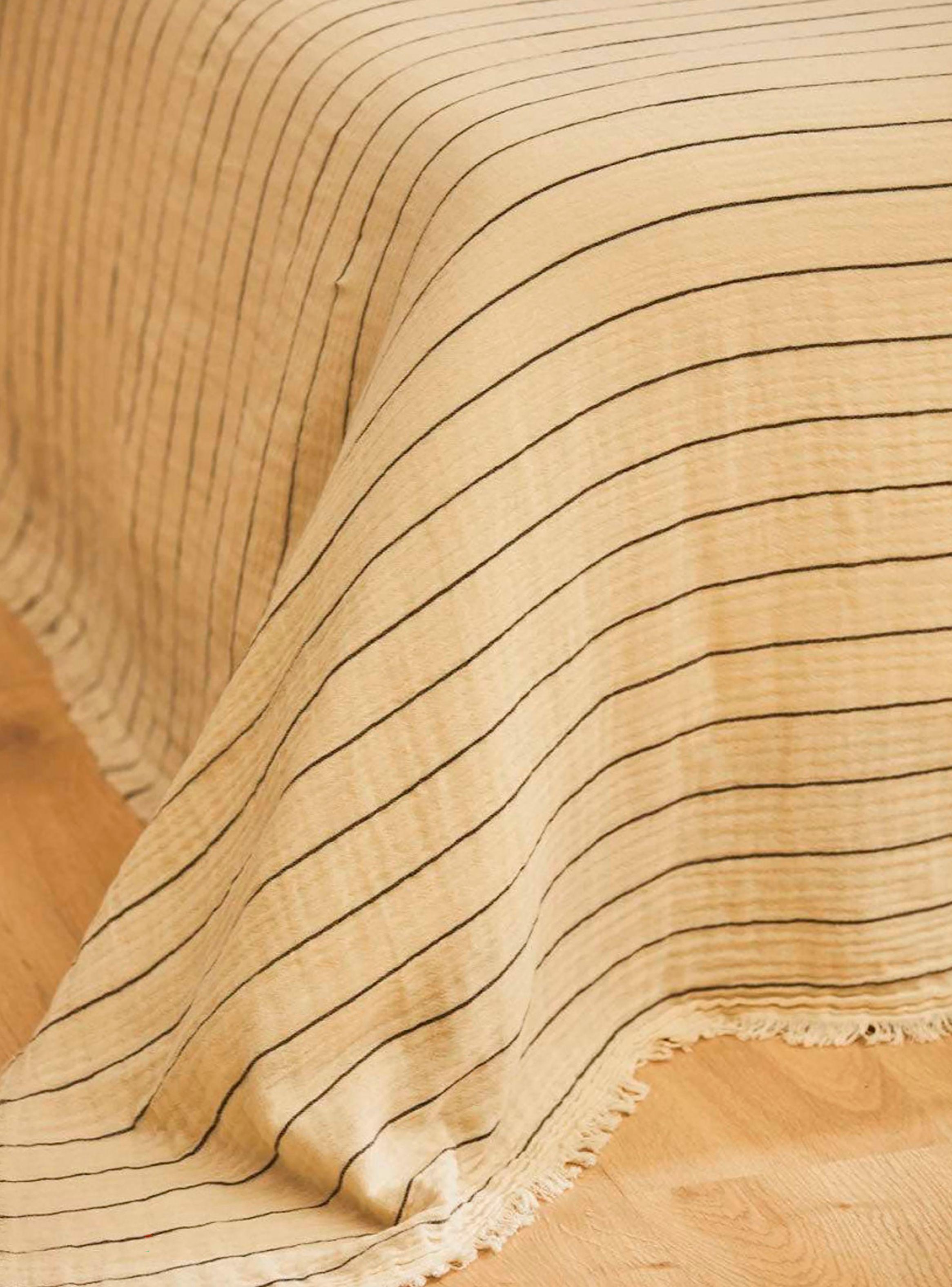 Cubrecama Gratto 180x260 (cama 1 o 1 1/2 plazas)-3