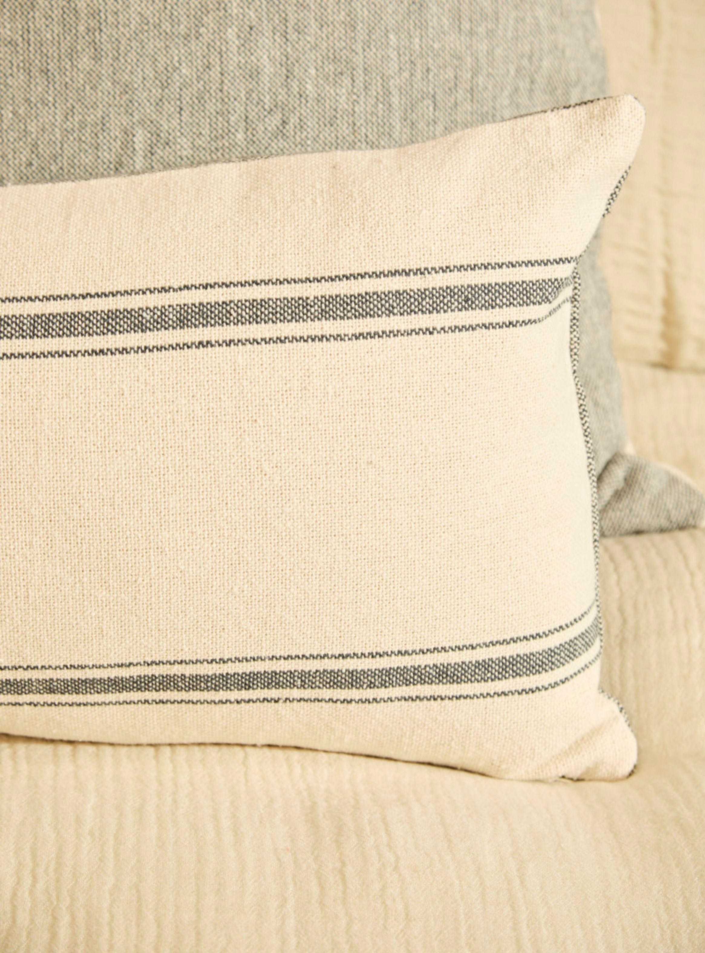 Funda Cojín Bari 35x110 Gris Oscuro-3