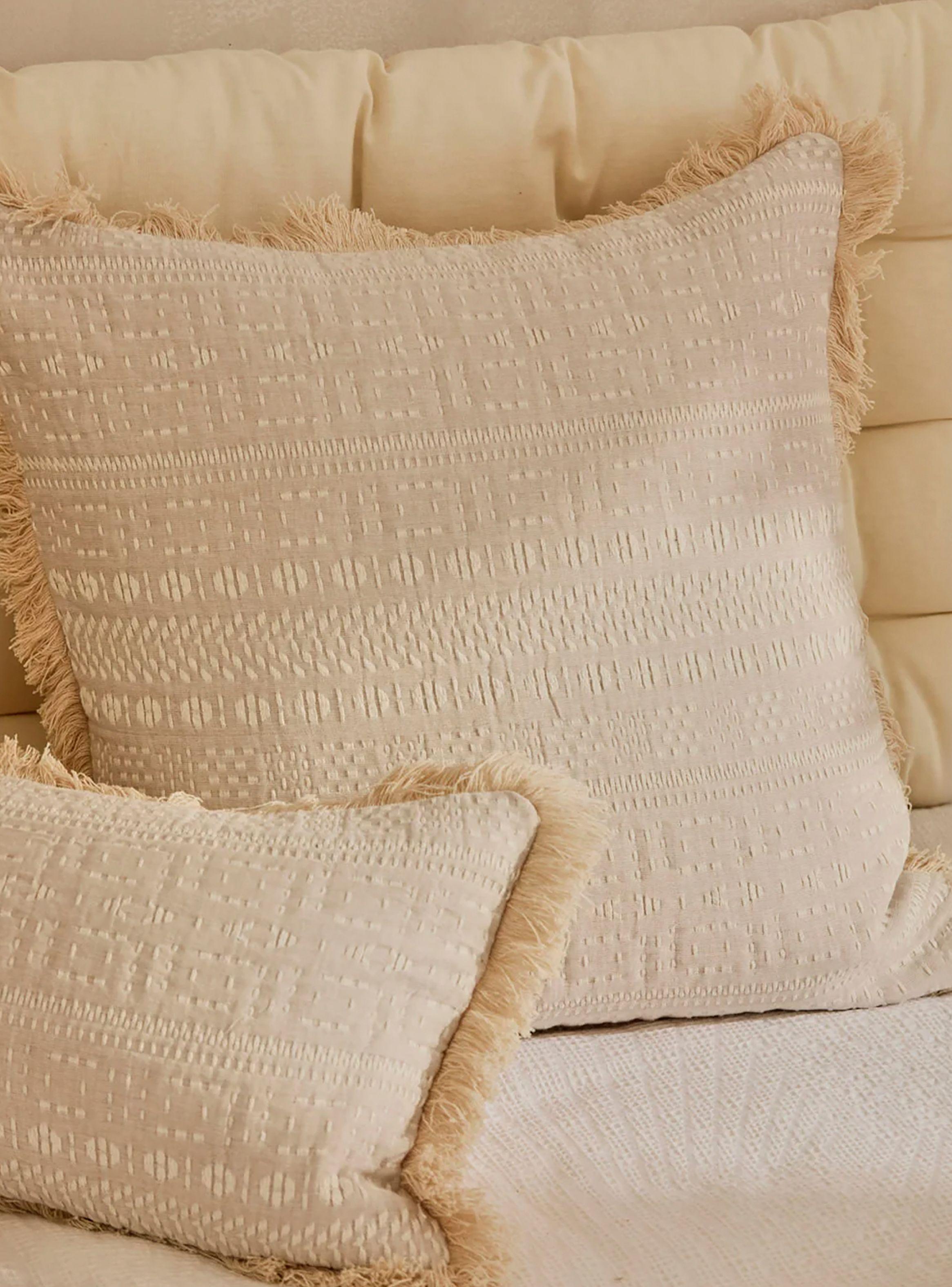 Funda Cojín Dakota 60x60 Beige-1