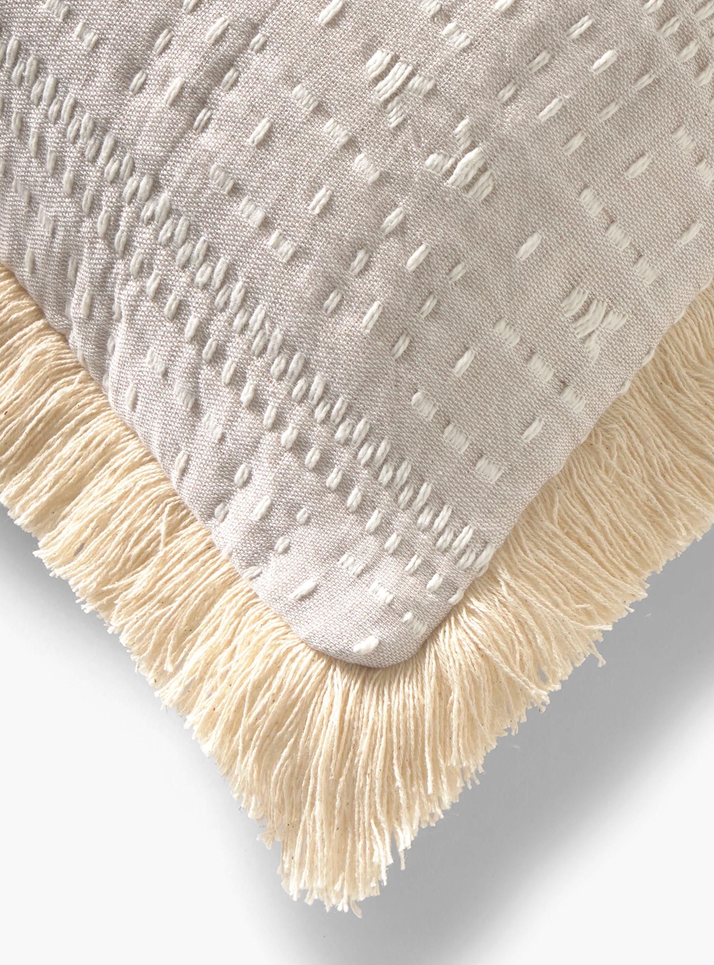 Funda Cojín Dakota 60x60 Beige-2