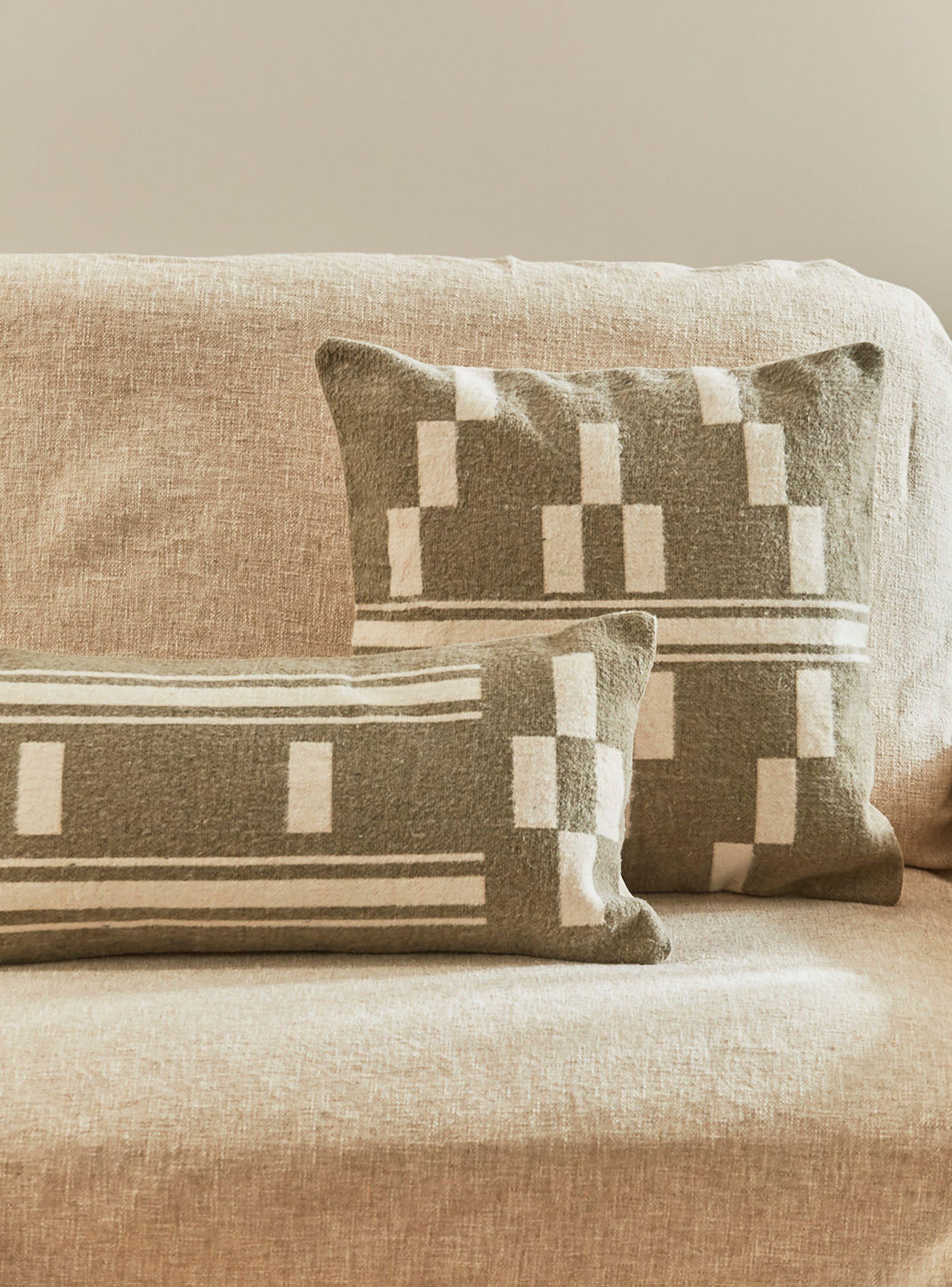 Funda Cojin Farim 30x60-4