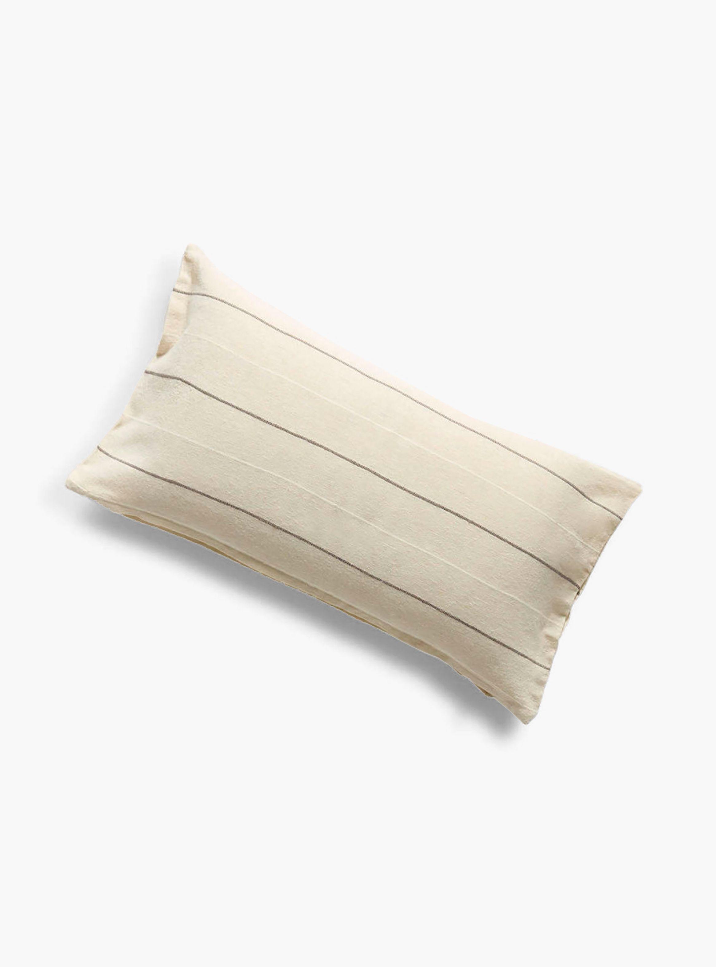 Funda Cojín Chipat 30x60-2