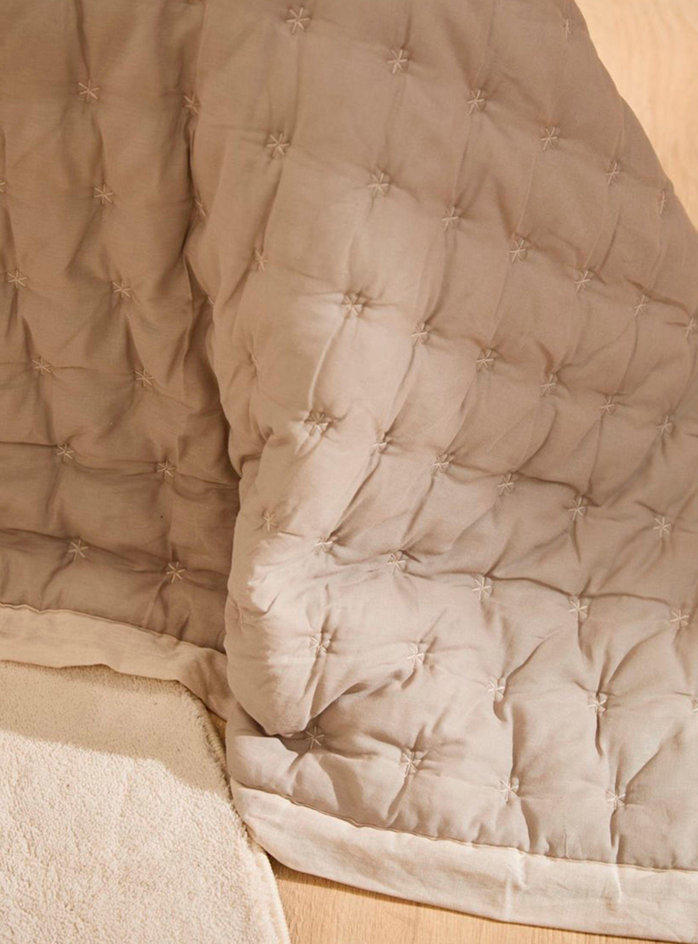 Colcha Nimes 240x260 Beige (Cama 2 plazas o Queen)-4