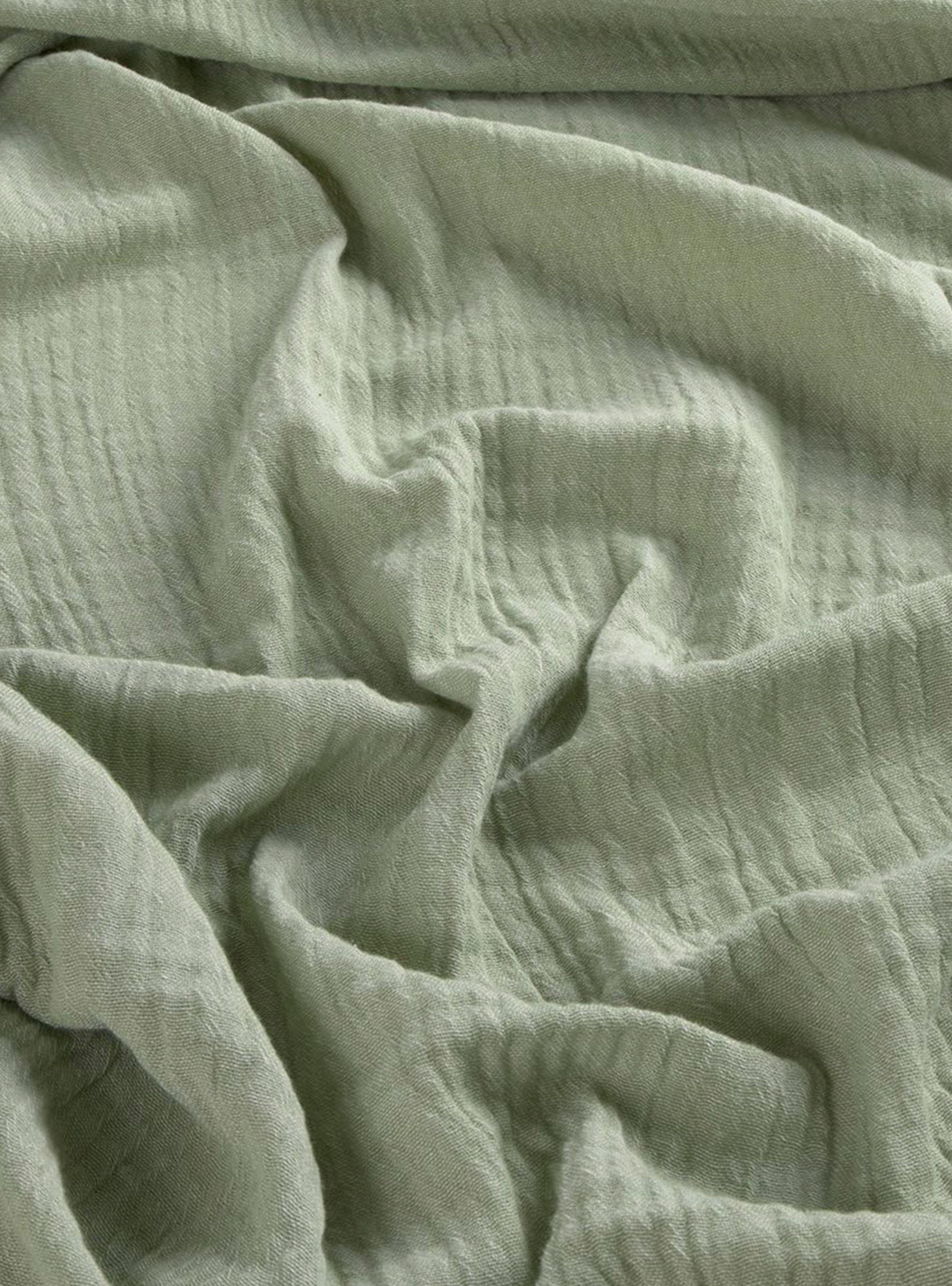 Colcha Layer2 Verde 240x260 (cama 2 plazas o Queen)-2