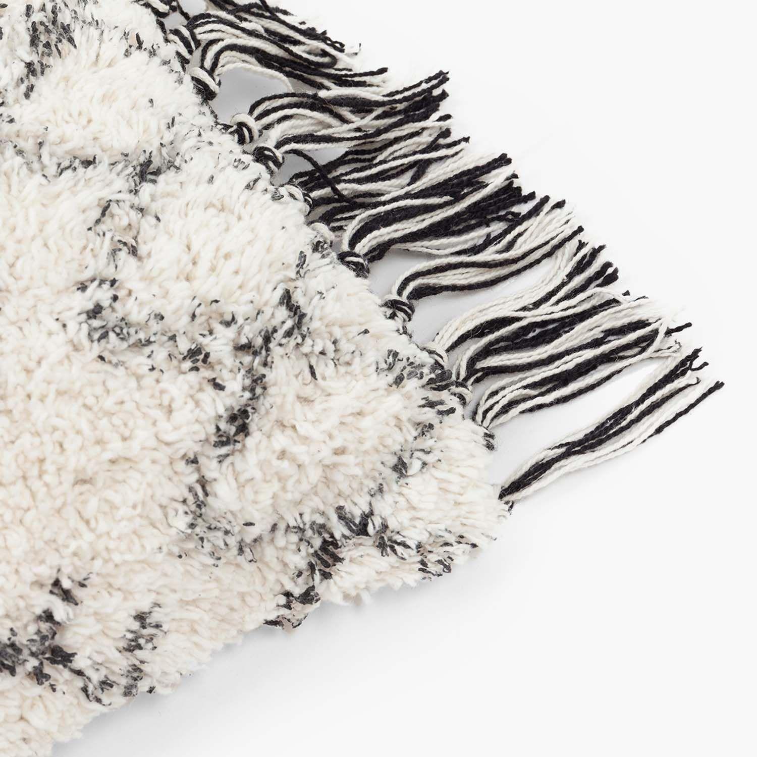 Funda Cojin Turco 30x60-2