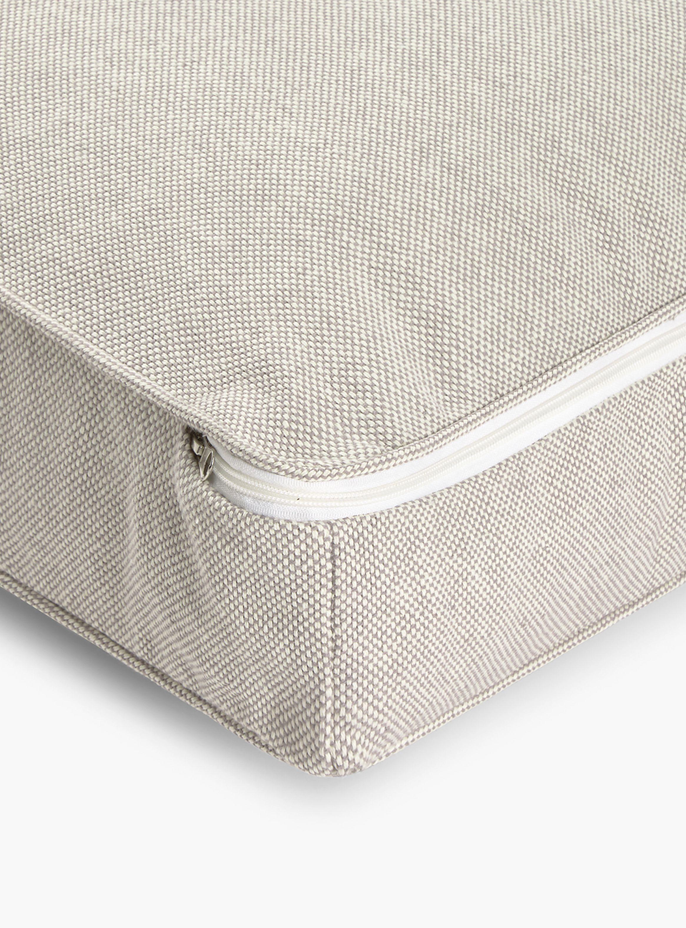 Funda Cojín Trichi 60x60 Gris-2