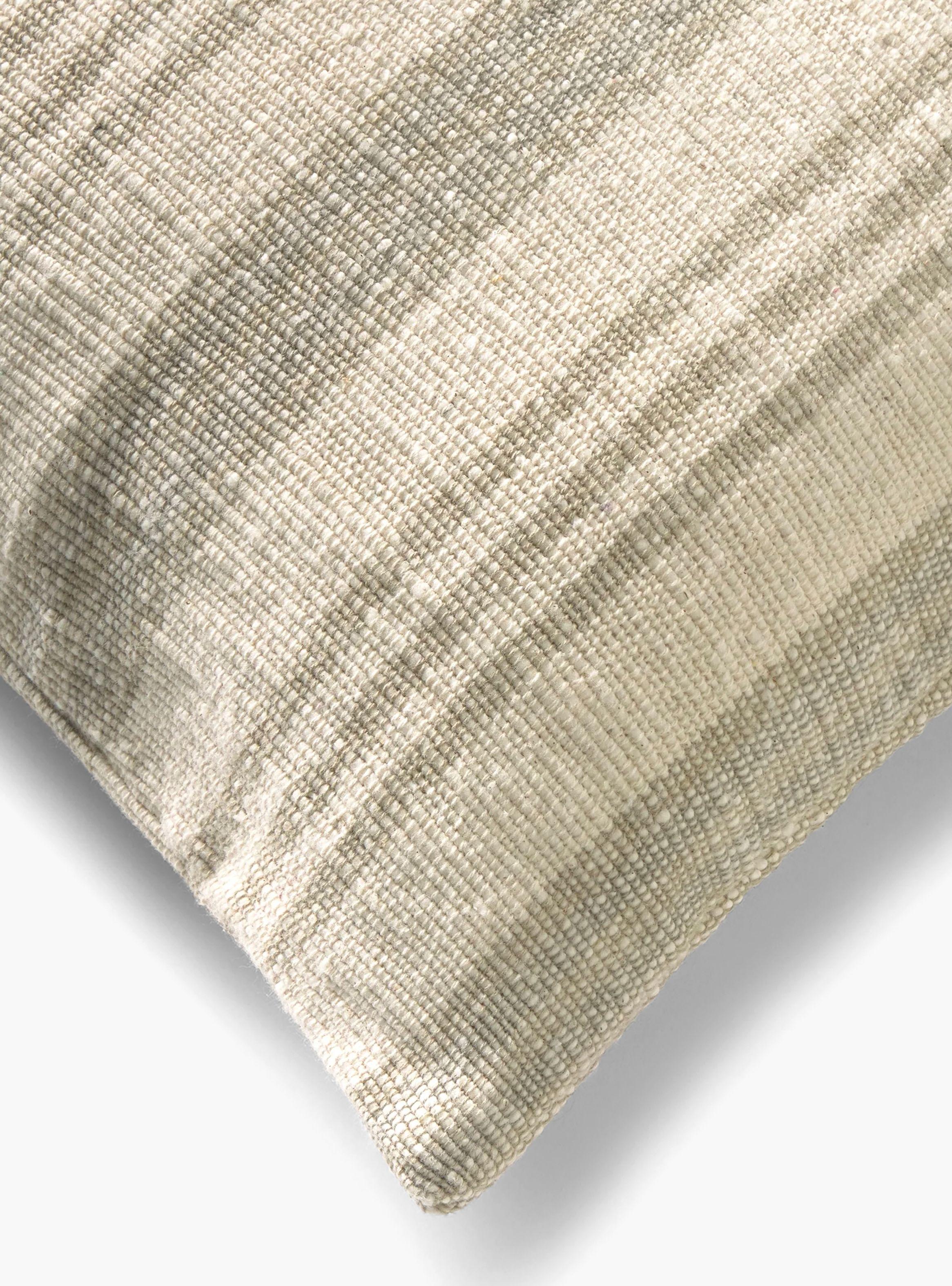 Funda Cojín Bacoli 60x60 Gris-2