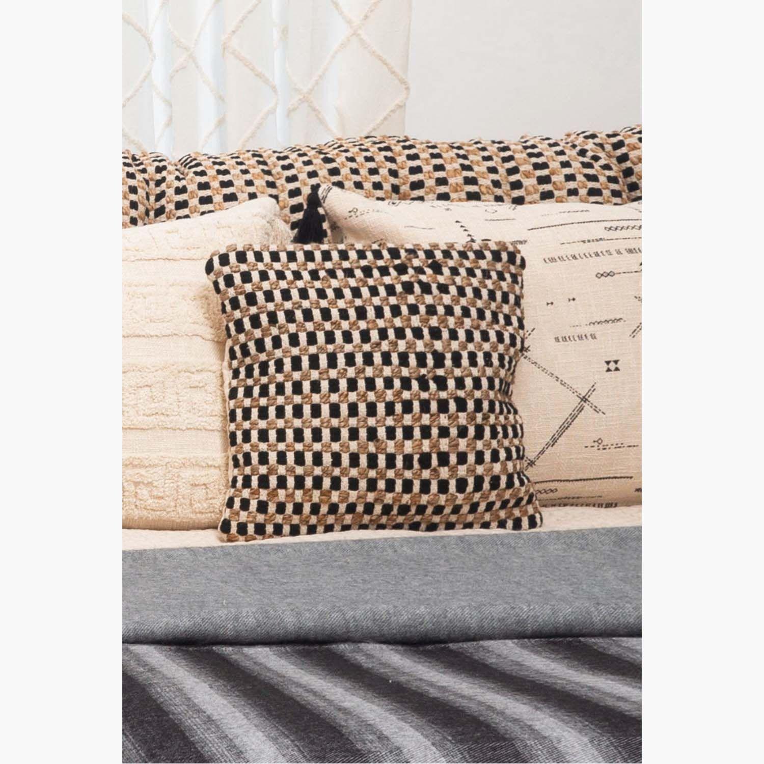 Funda Cojín Fiesta 60x60 Negro-3