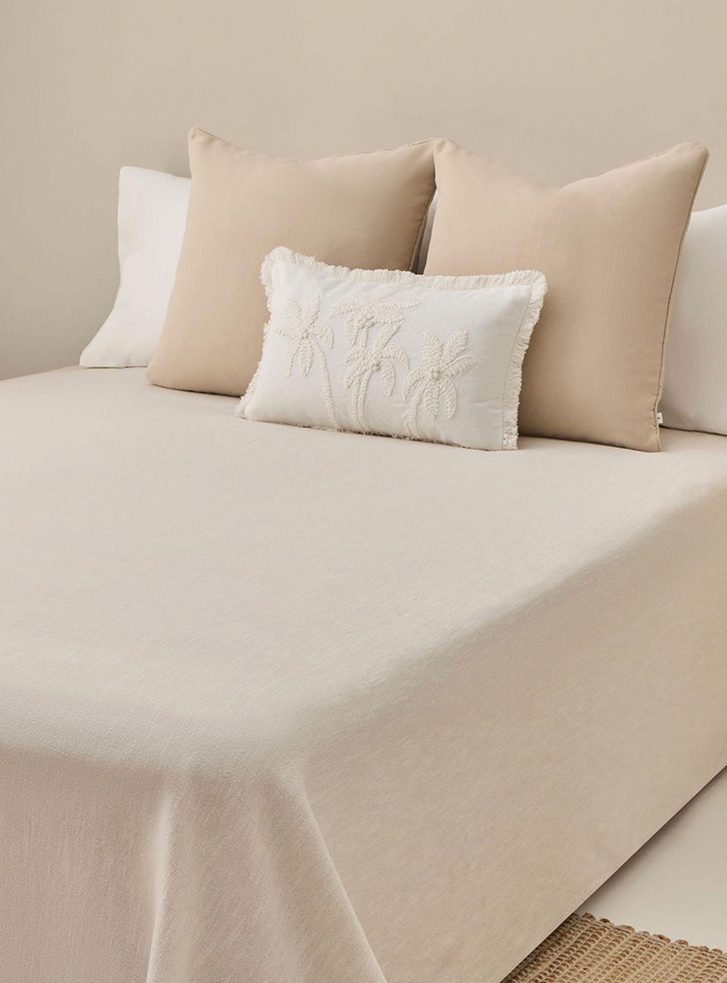 Colcha Soliso 180x280 Beige (Cama 1,5 Plazas)-1