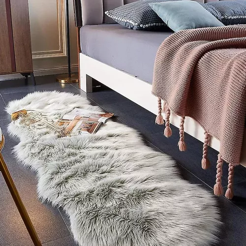 Alfombra Peluda Bajada de Cama color Gris Claro-2
