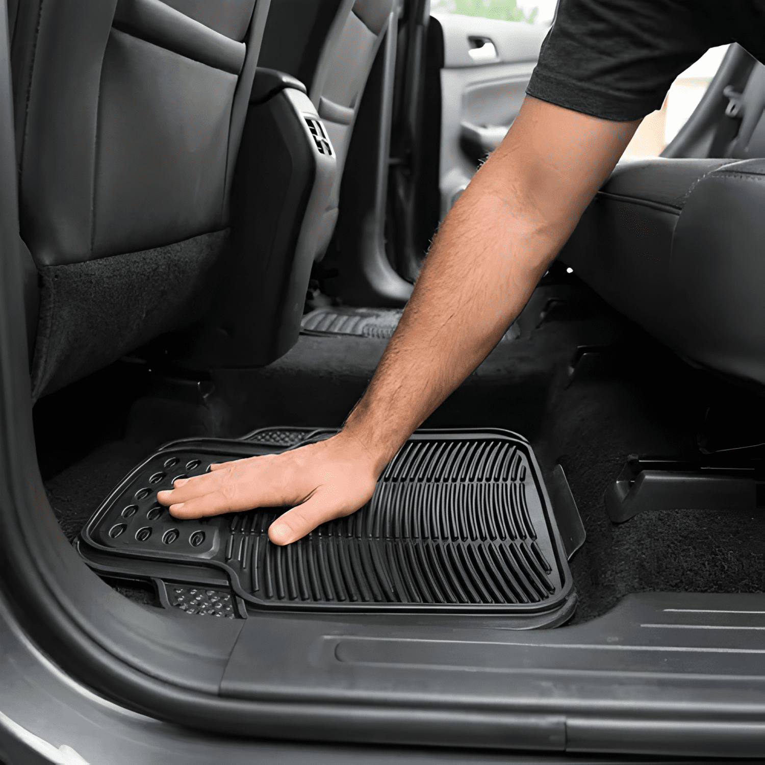 Alfombra Piso De Goma Para Auto Universal 4 Piezas-1