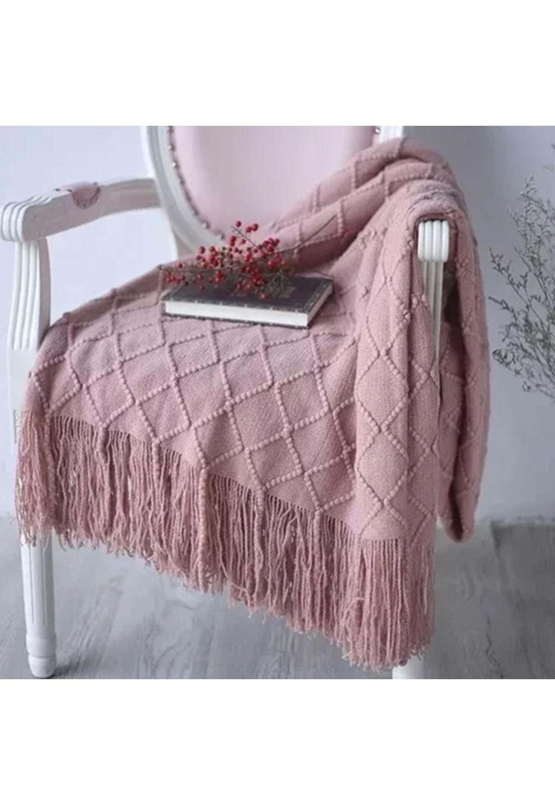 Manta decorativa tejida para sillón, piecera o cama color rosado-1