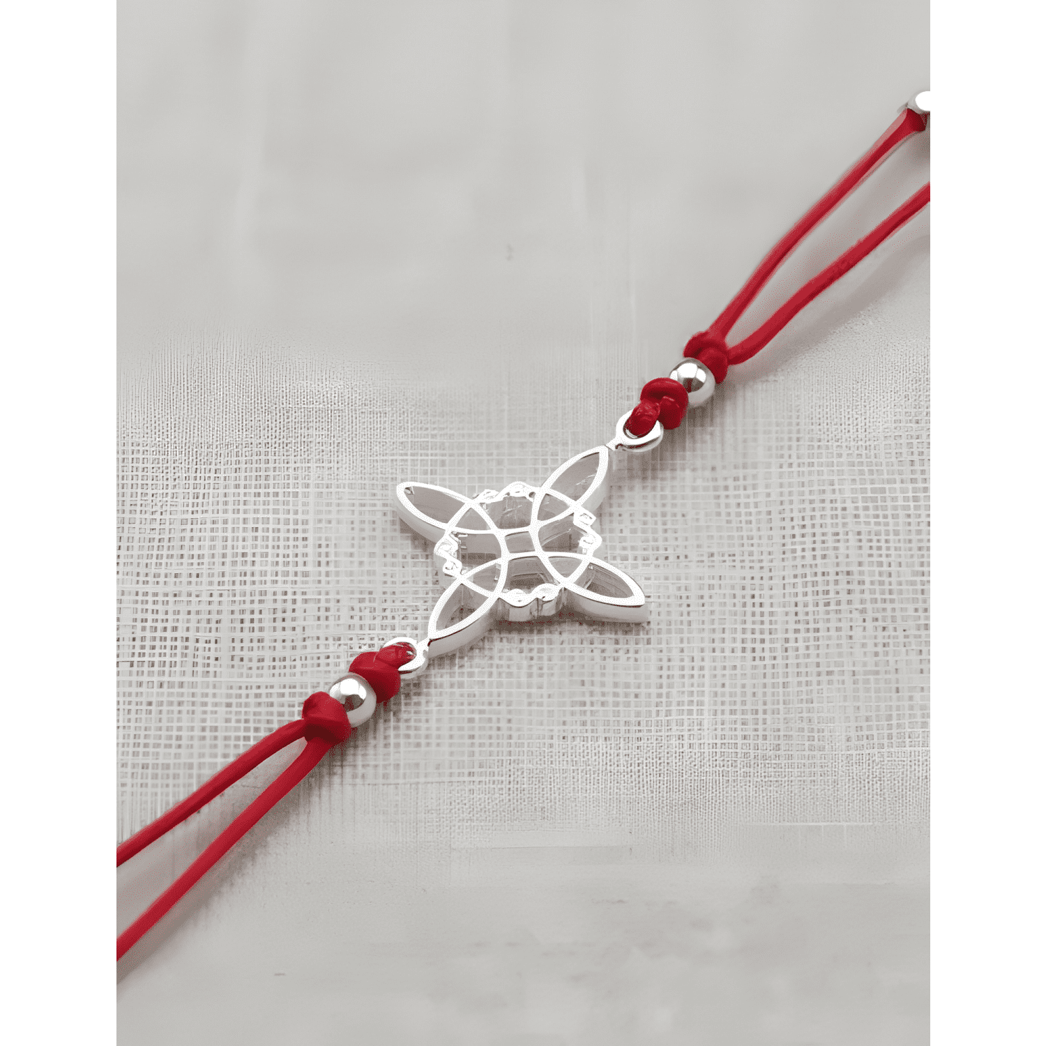 Pulsera nudo de brujas hilo plata fina proteccion Rojo #2-3