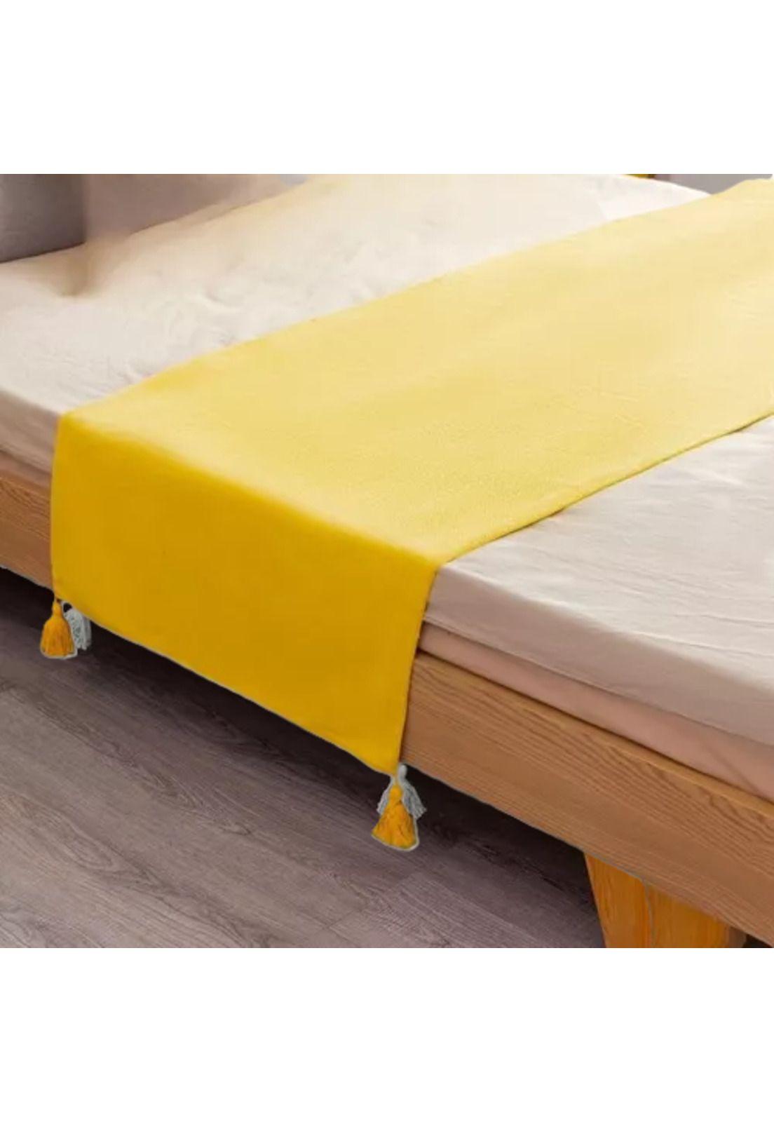 Piecera para cama 2 plaza - king en lino pompones 70x210 cm color amarillo-2