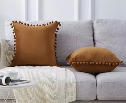 Pack de 2 Fundas de Cojines Terciopelo con Pompones 45x45 cm Café-1