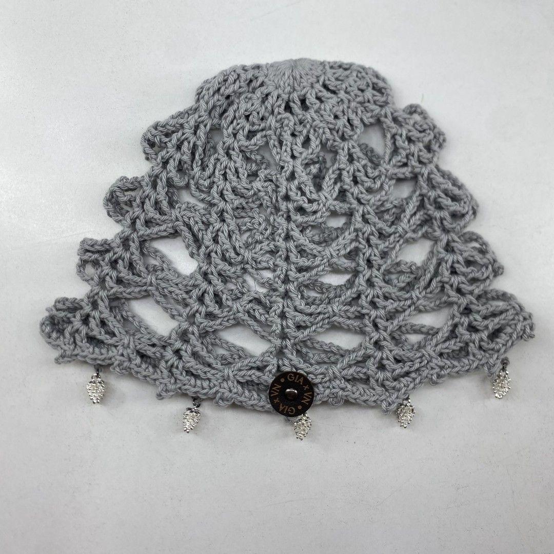 Mesh Hat Casquete Crochet modelo Avellana color Gris con Aplicaciones-2