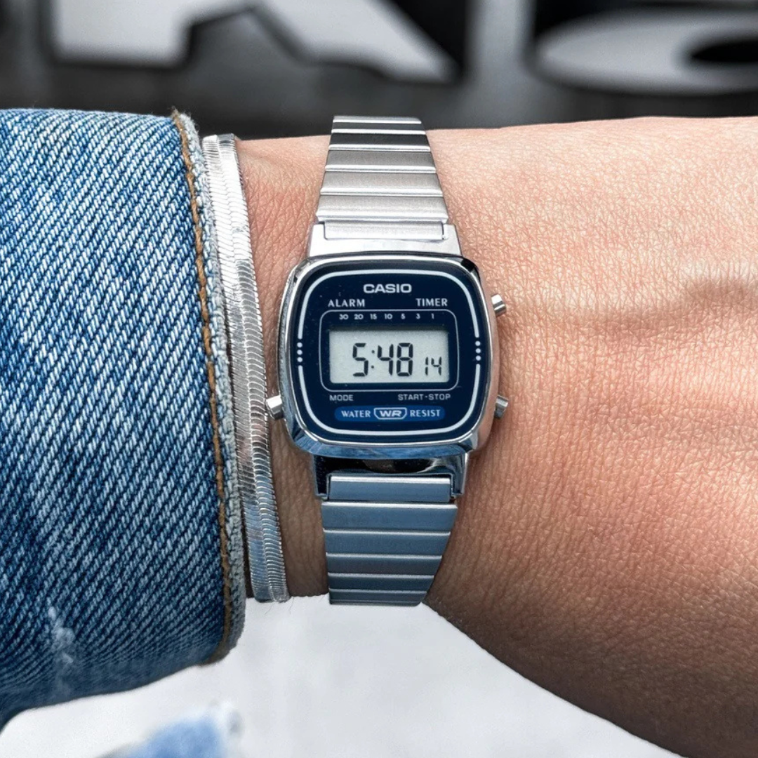 Reloj Casio LA-670WA-2 Mujer - Digital-2
