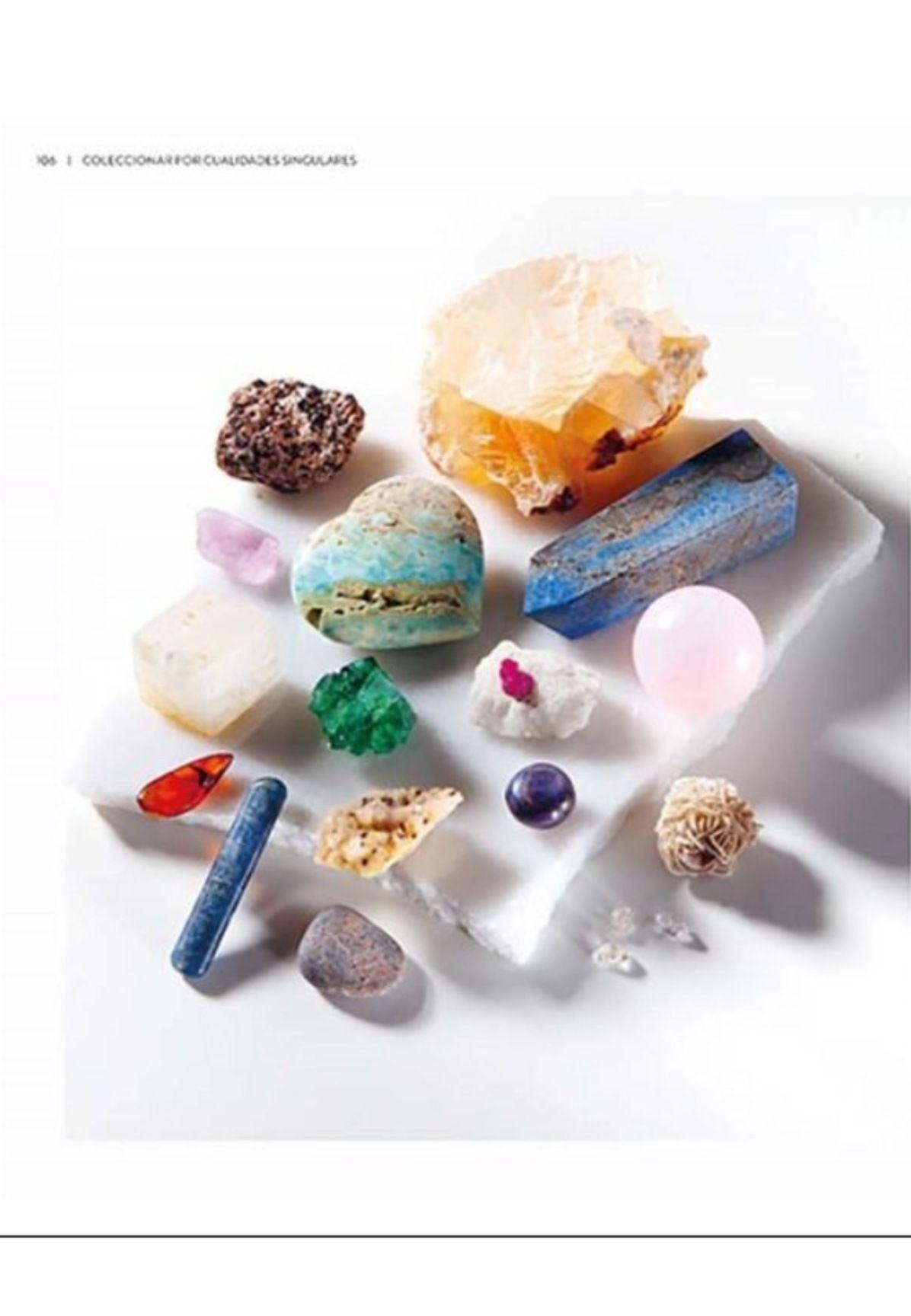 Su colección de cristales-2