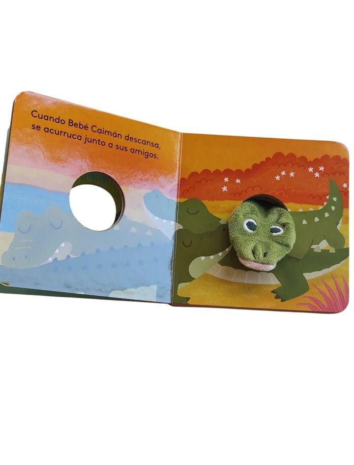 Bebé Caimán. Libro con títere de dedo-1