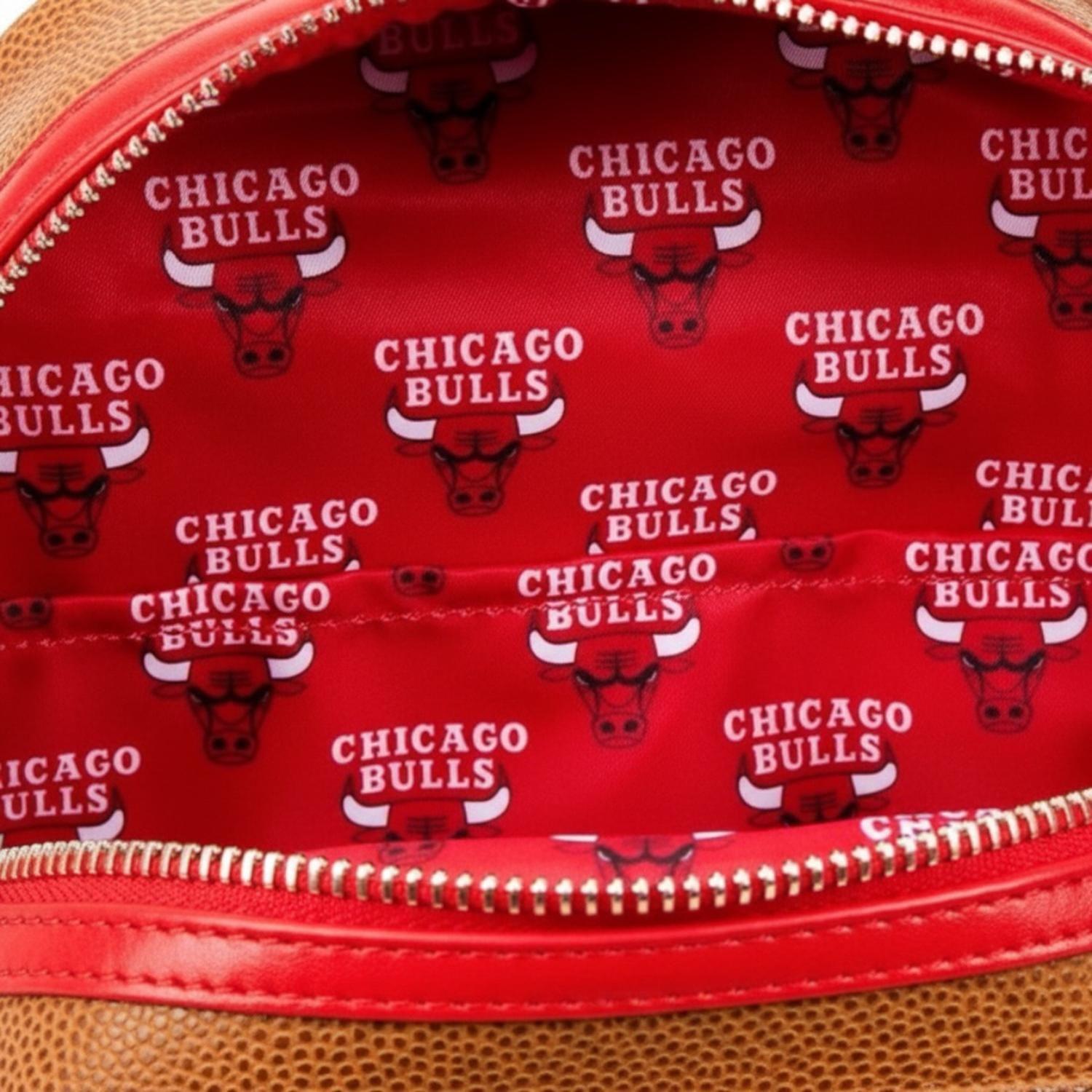 Mochila Loungefly Hombre NBA Chicago Bulls Logo-3