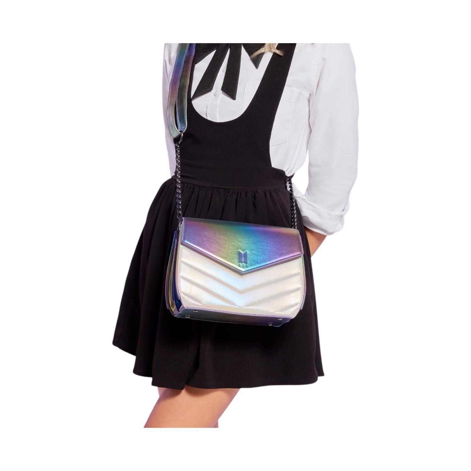 Bolso Loungefly Mujer Funko Pop BTS Iridescent Quilted-1