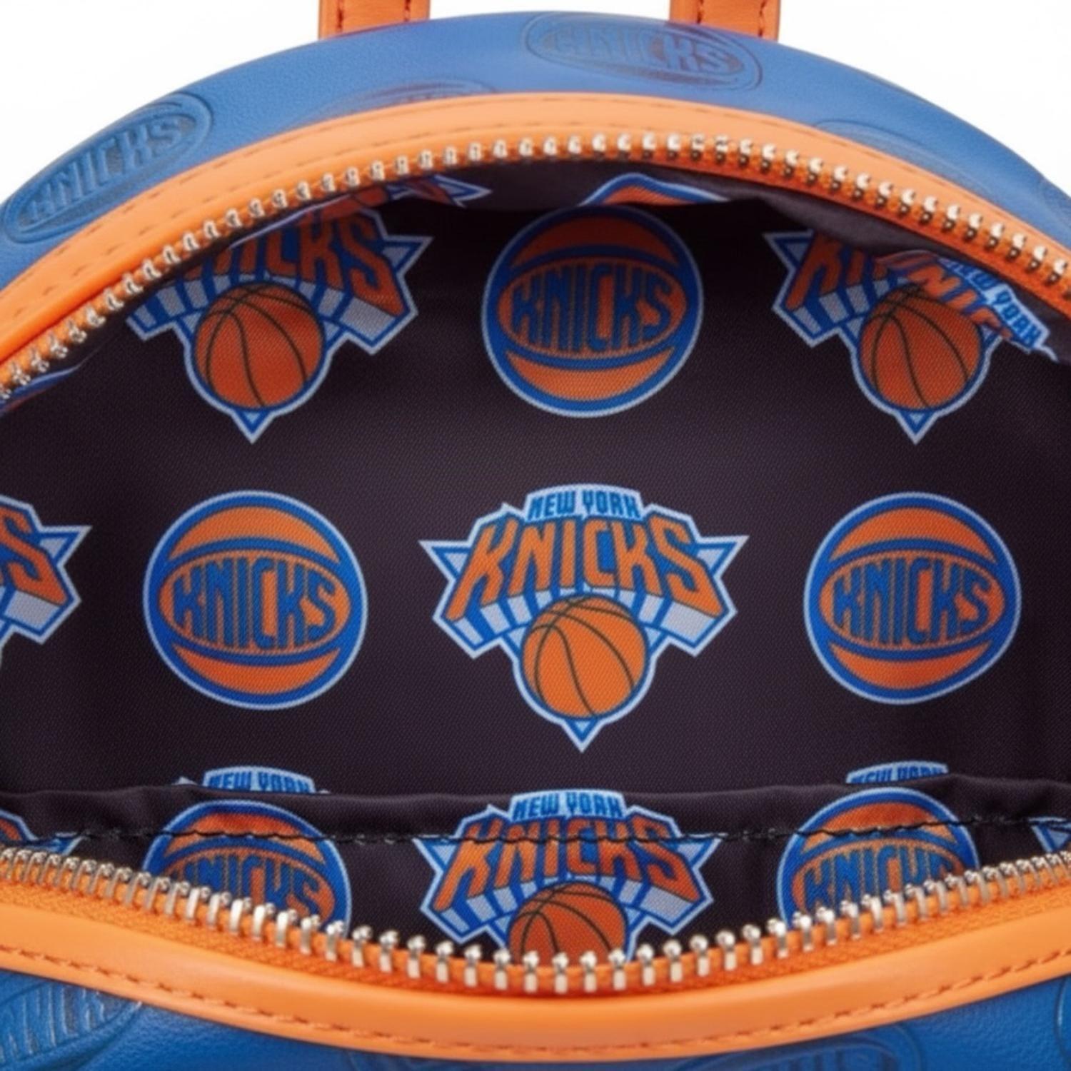 Mochila Loungefly Hombre NBA New York Knicks Logo-3