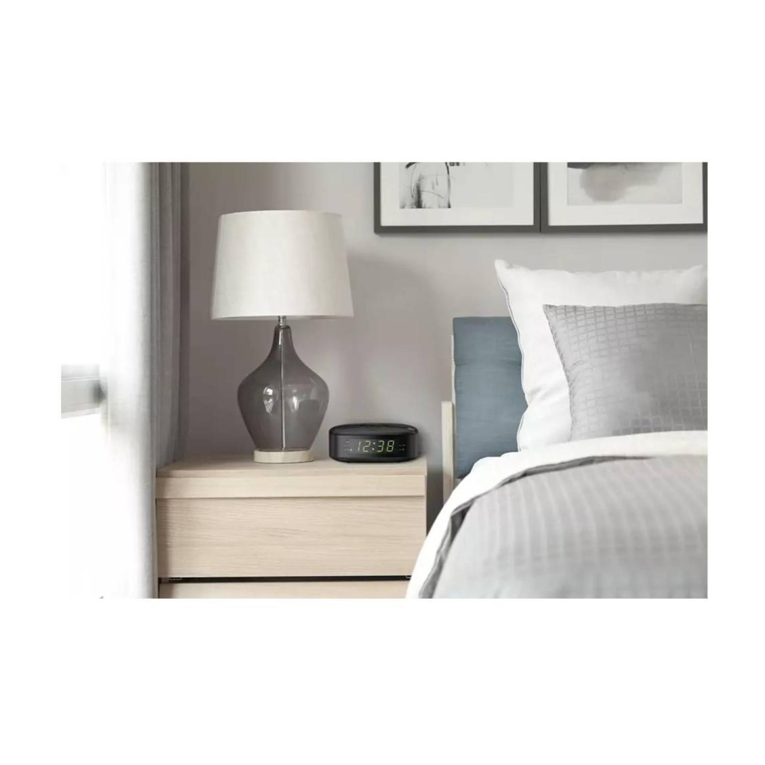 Radio Reloj Despertador Alarma LED FM Negro TAR320537-3