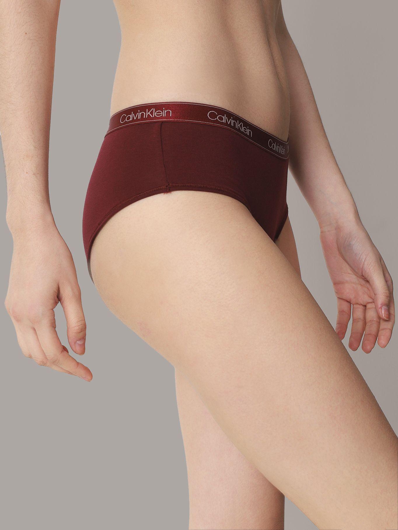Calzón Hipster Cotton Essential Burdeo Calvin Klein-2