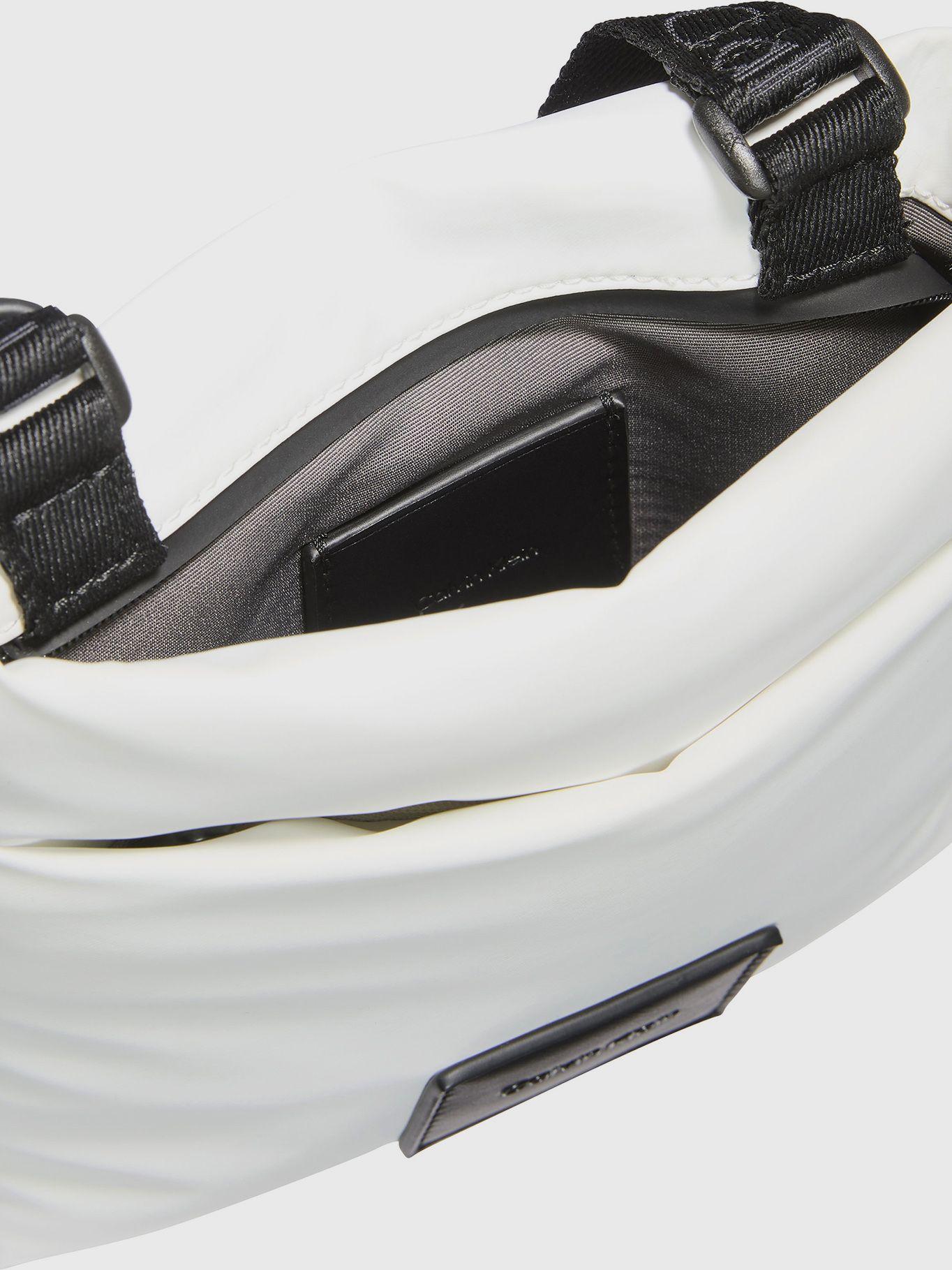 Bolso Reporter-Bolso Mini Extraíble Blanco Calvin Klein-2