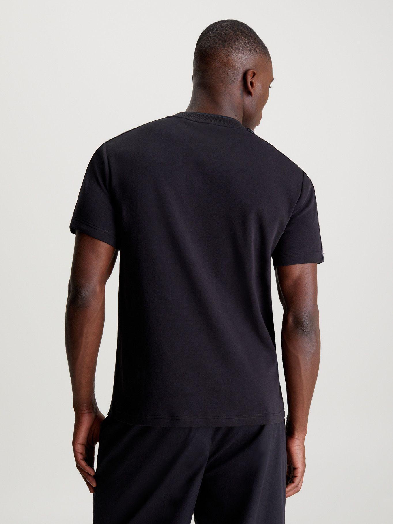 Polera Logo Tape Raglan Negro Calvin Klein-2