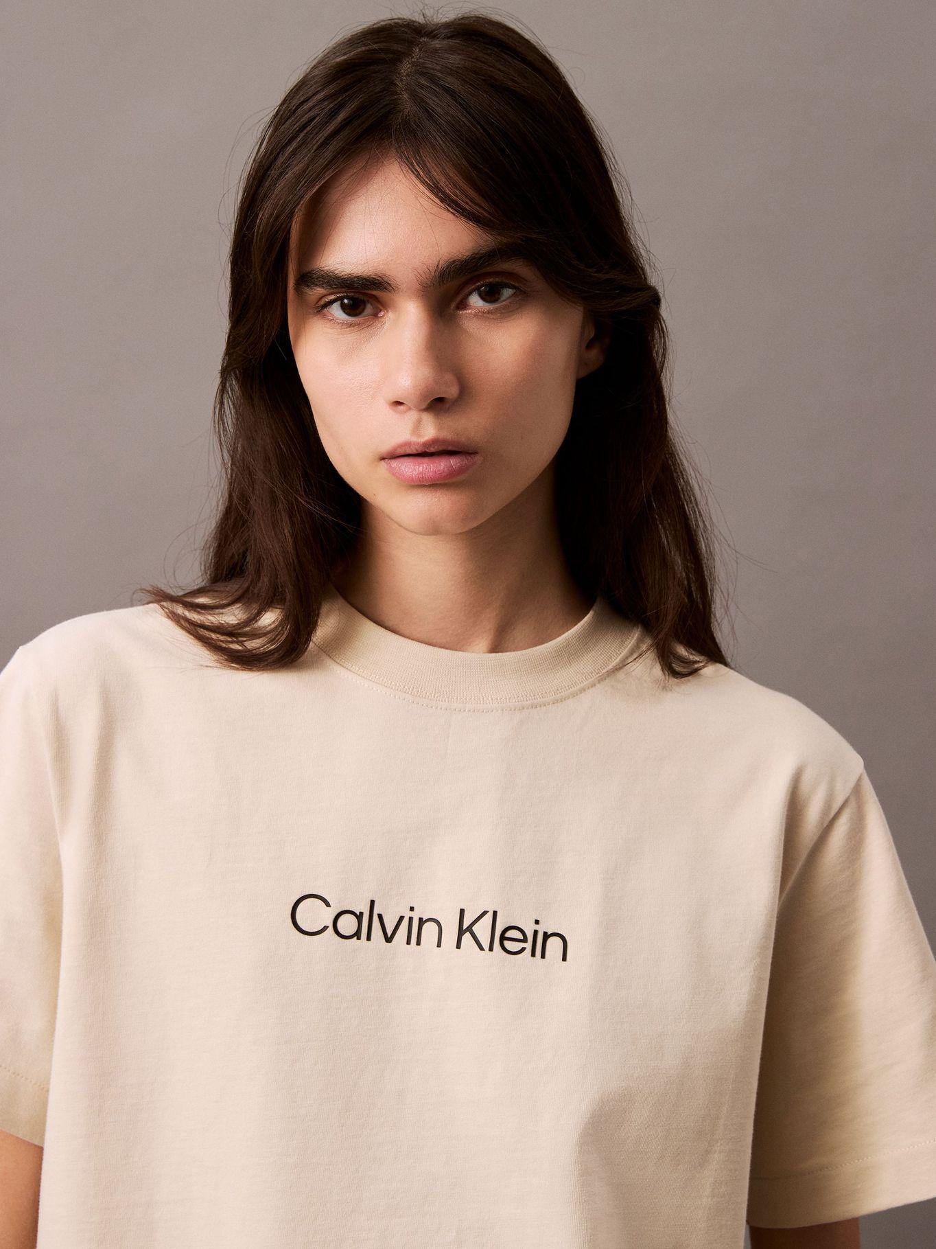 Polera Relaxed Logo Estándar Beige Calvin Klein-3