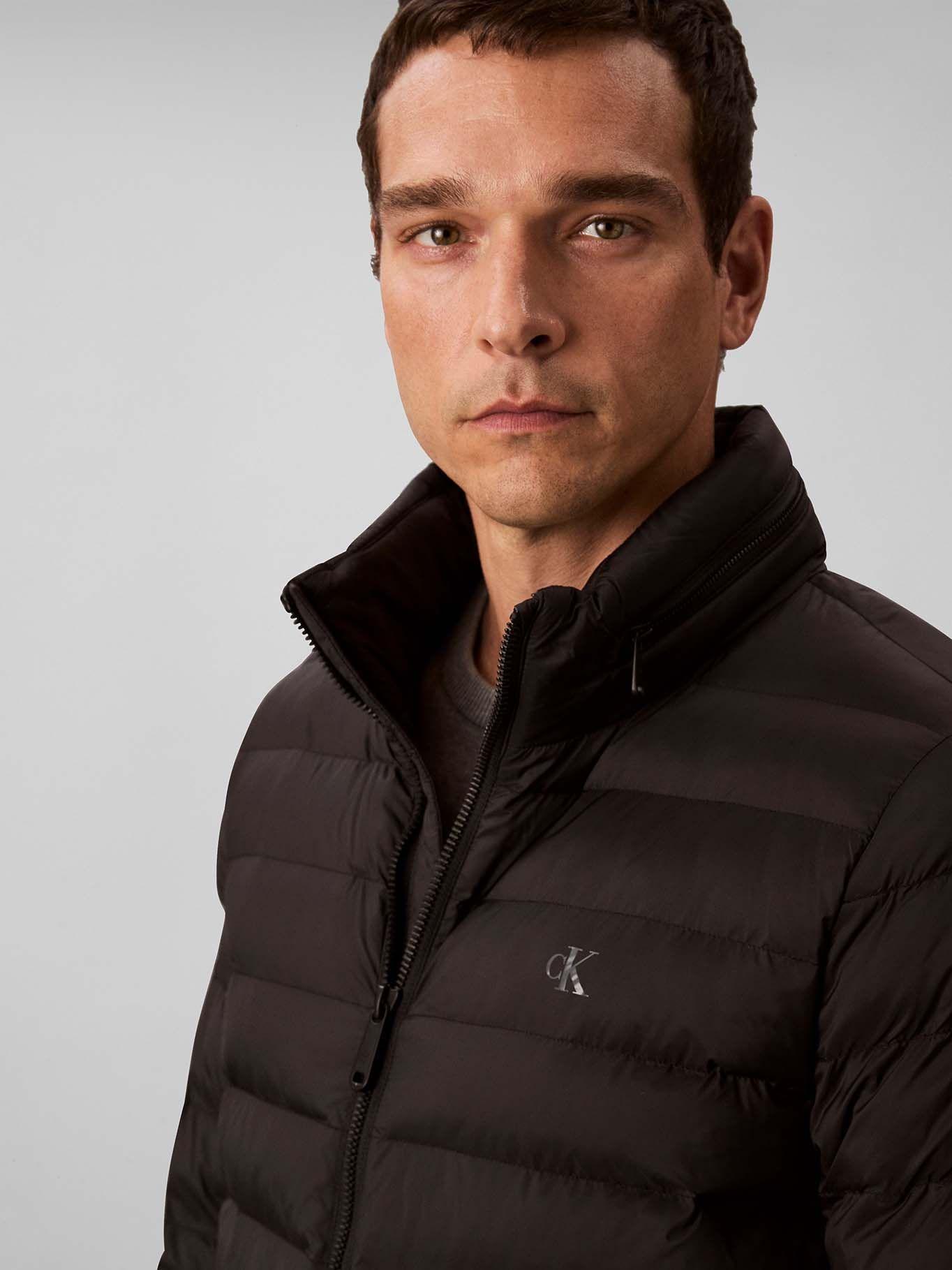 Parka Puffer Gorro y Cierre Negro Calvin Klein-4