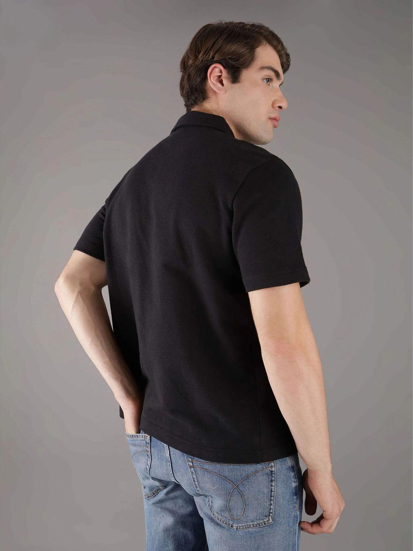 Polo texturizado con tejido crepé Negro Calvin Klein-2