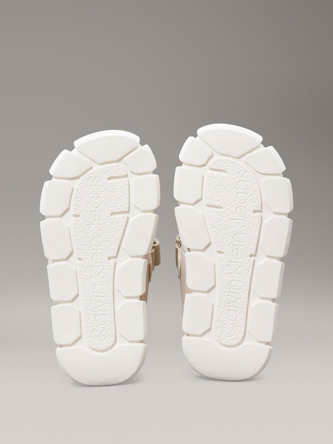Sandalias Niño con Velcro Beige Calvin Klein-3