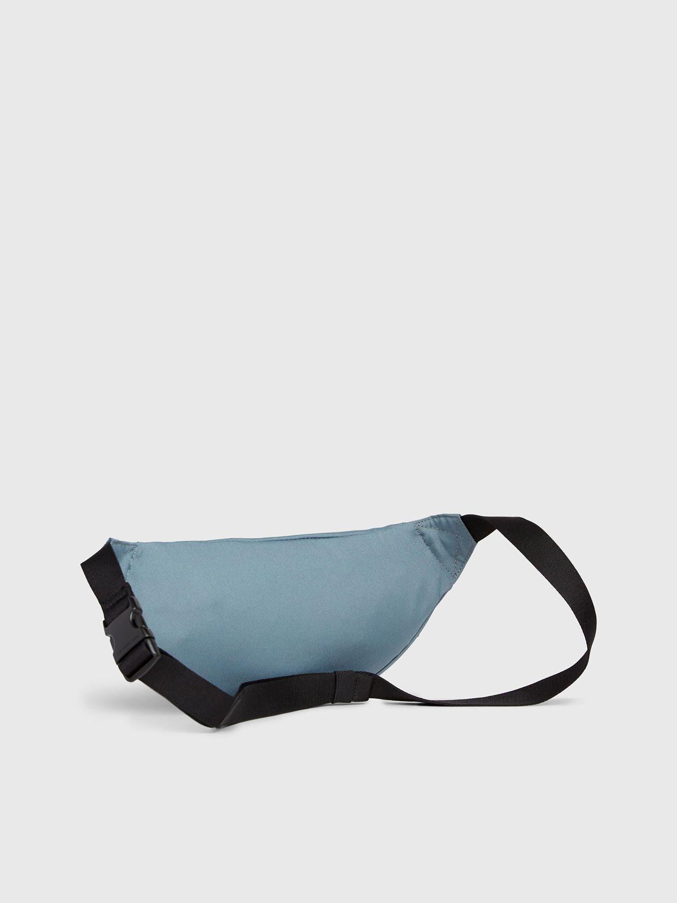 Banano Essentials Azul Calvin Klein-1