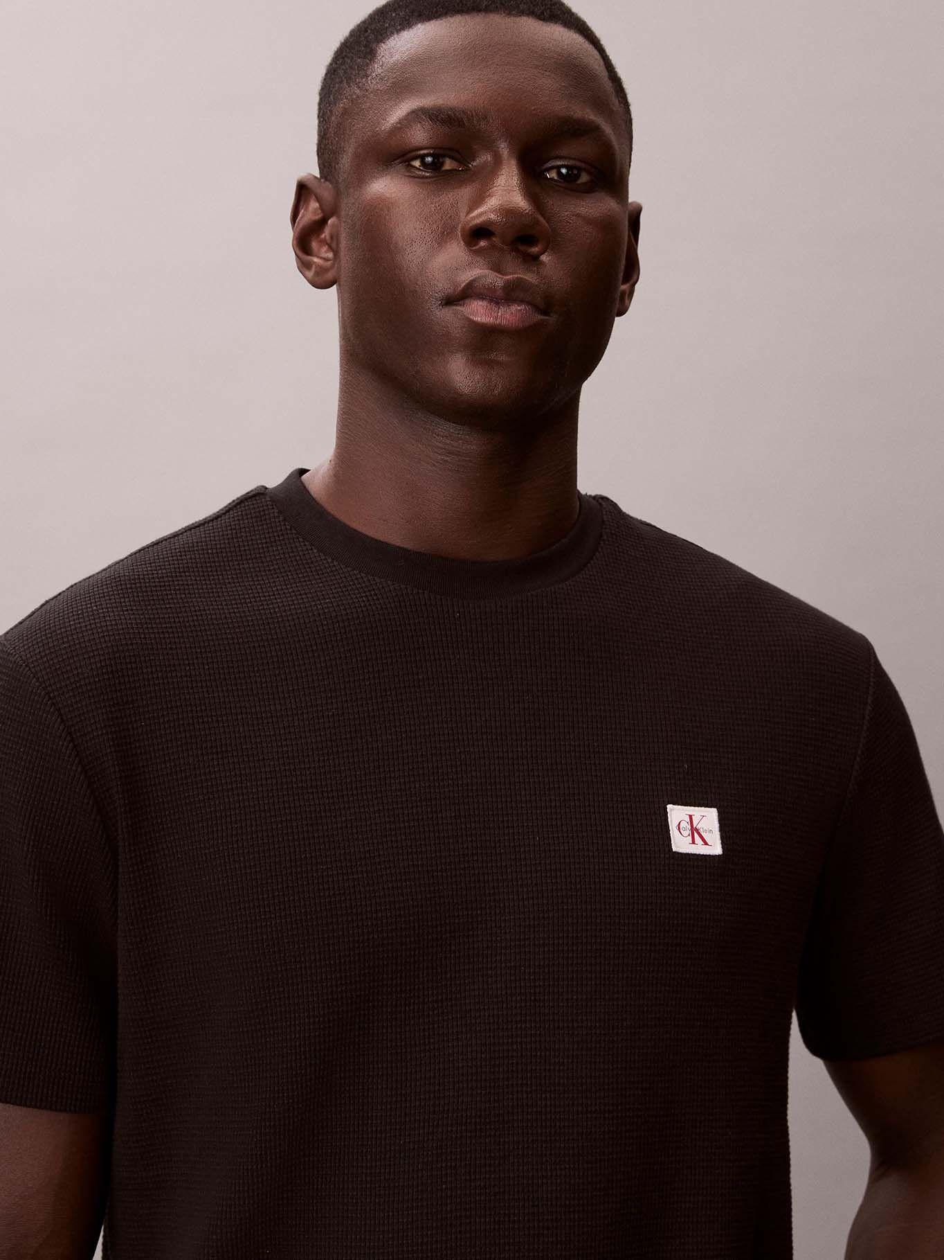 Polera Tejido Waffle Etiqueta Logo Negro Calvin Klein-4