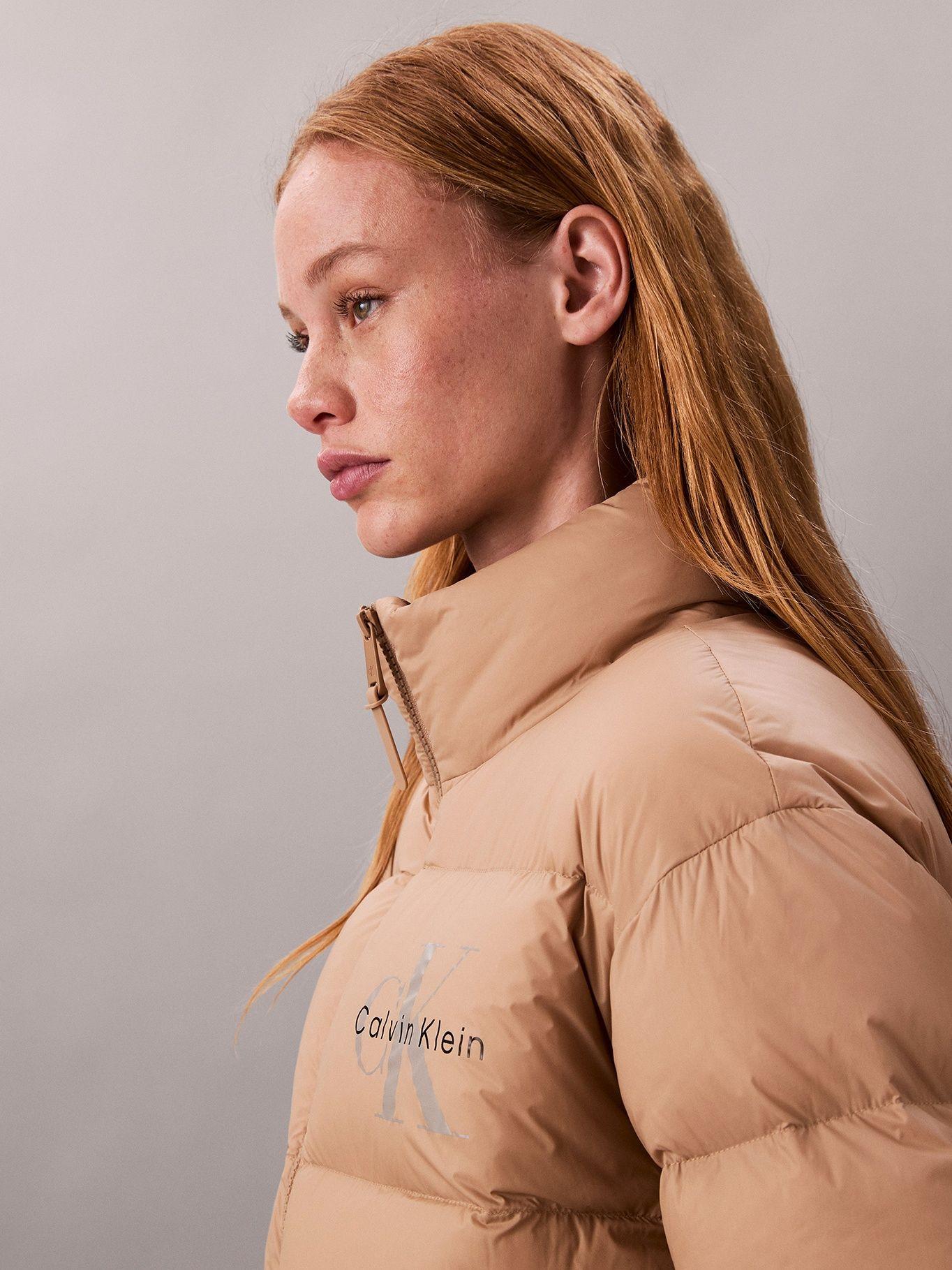 Parka Acolchada con Logo Gráfico Cafe Calvin Klein-4