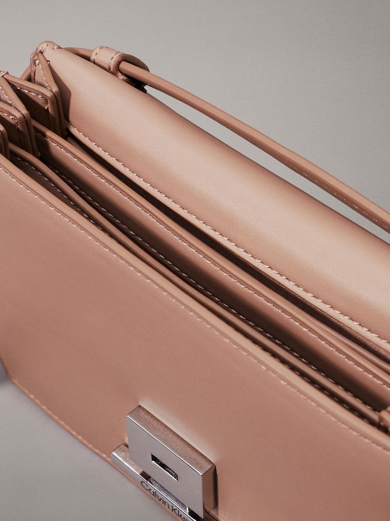 Bandolera Ck Linear Beige PA6 Calvin Klein-3
