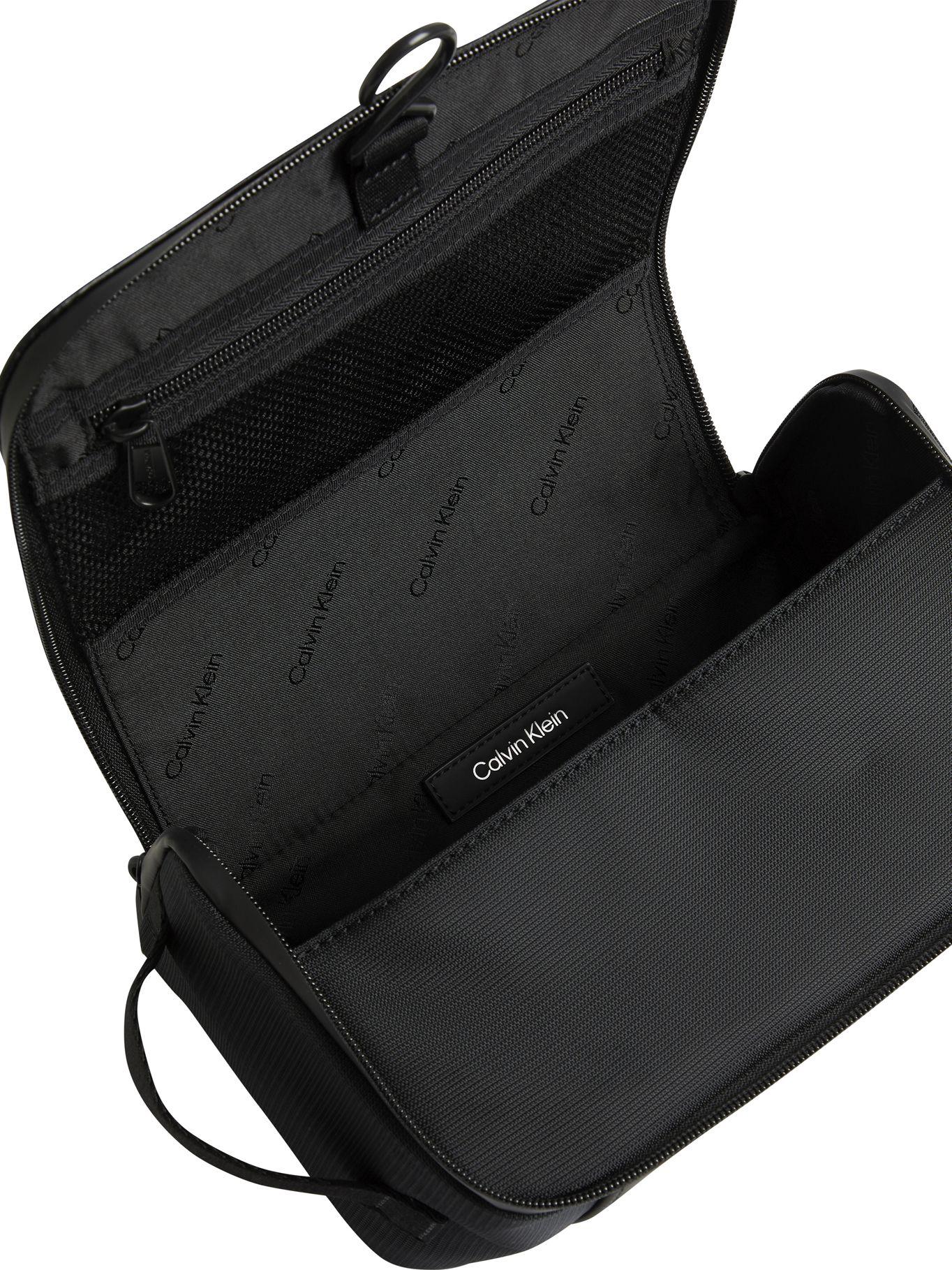 Neceser con monograma CK Negro Calvin Klein-2
